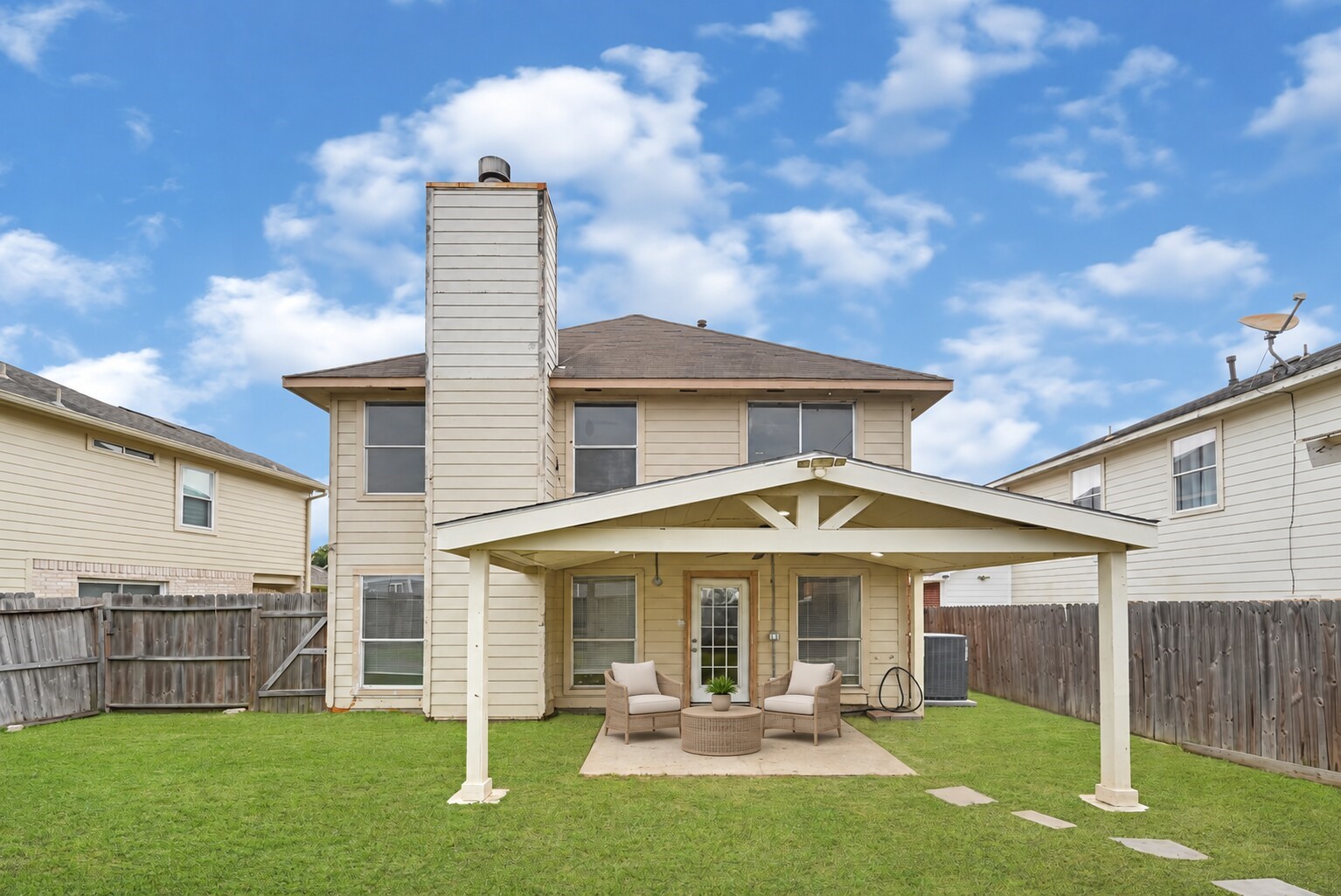 11727 Rolling Stream Drive Property Photo 23