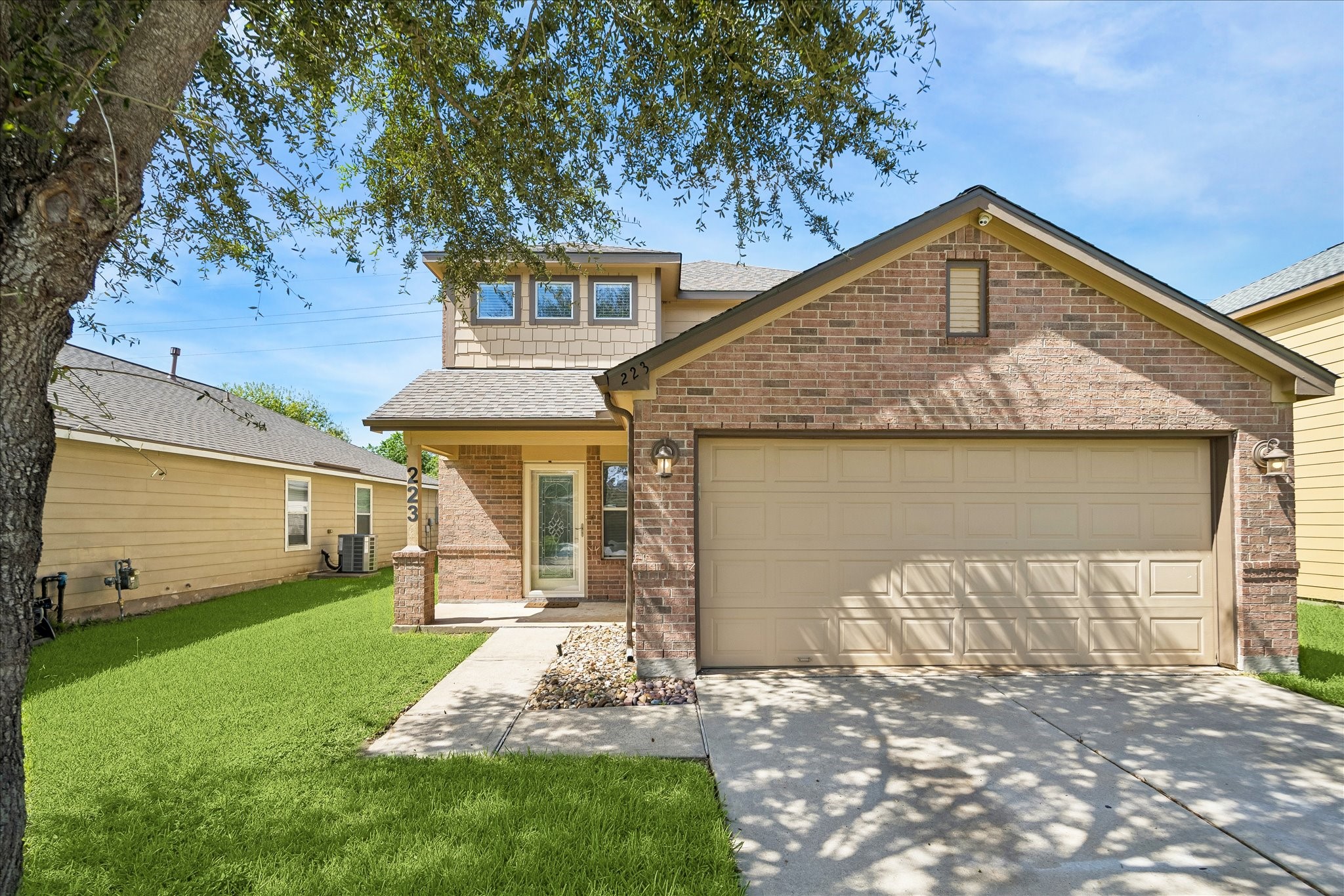 223 Sunset Colony Drive Property Photo 1
