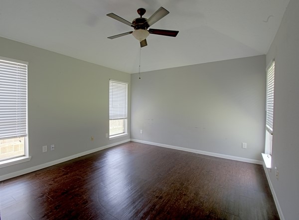 5107 Rivertree Lane Property Photo 11