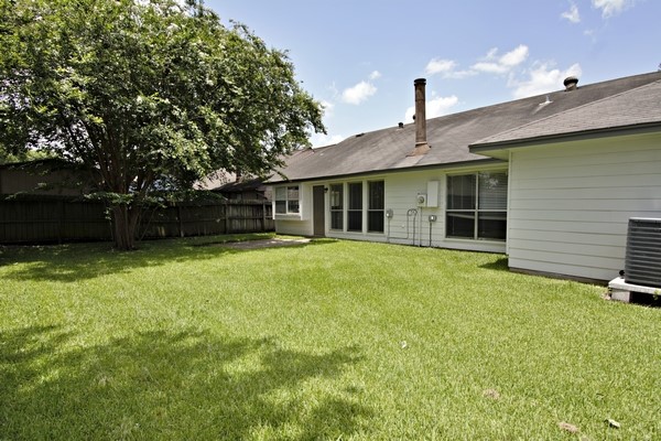 5107 Rivertree Lane Property Photo 15