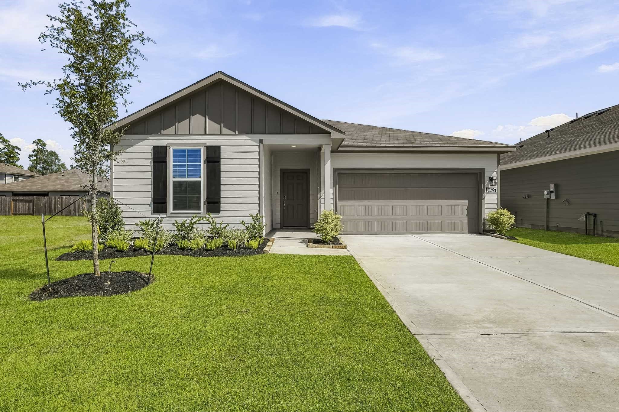 10627 Crockett Meadows Boulevard Property Photo 1