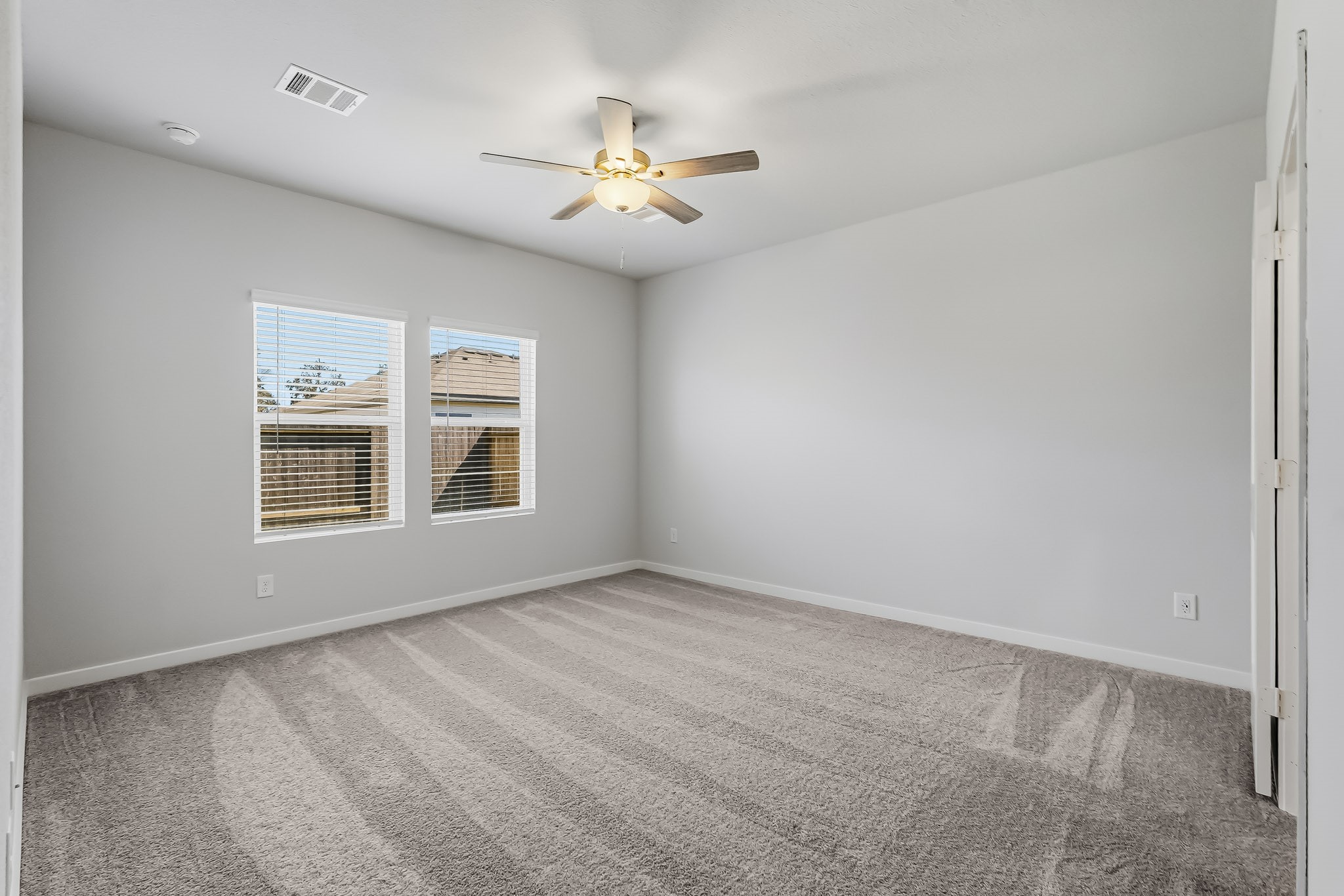 10627 Crockett Meadows Boulevard Property Photo 9