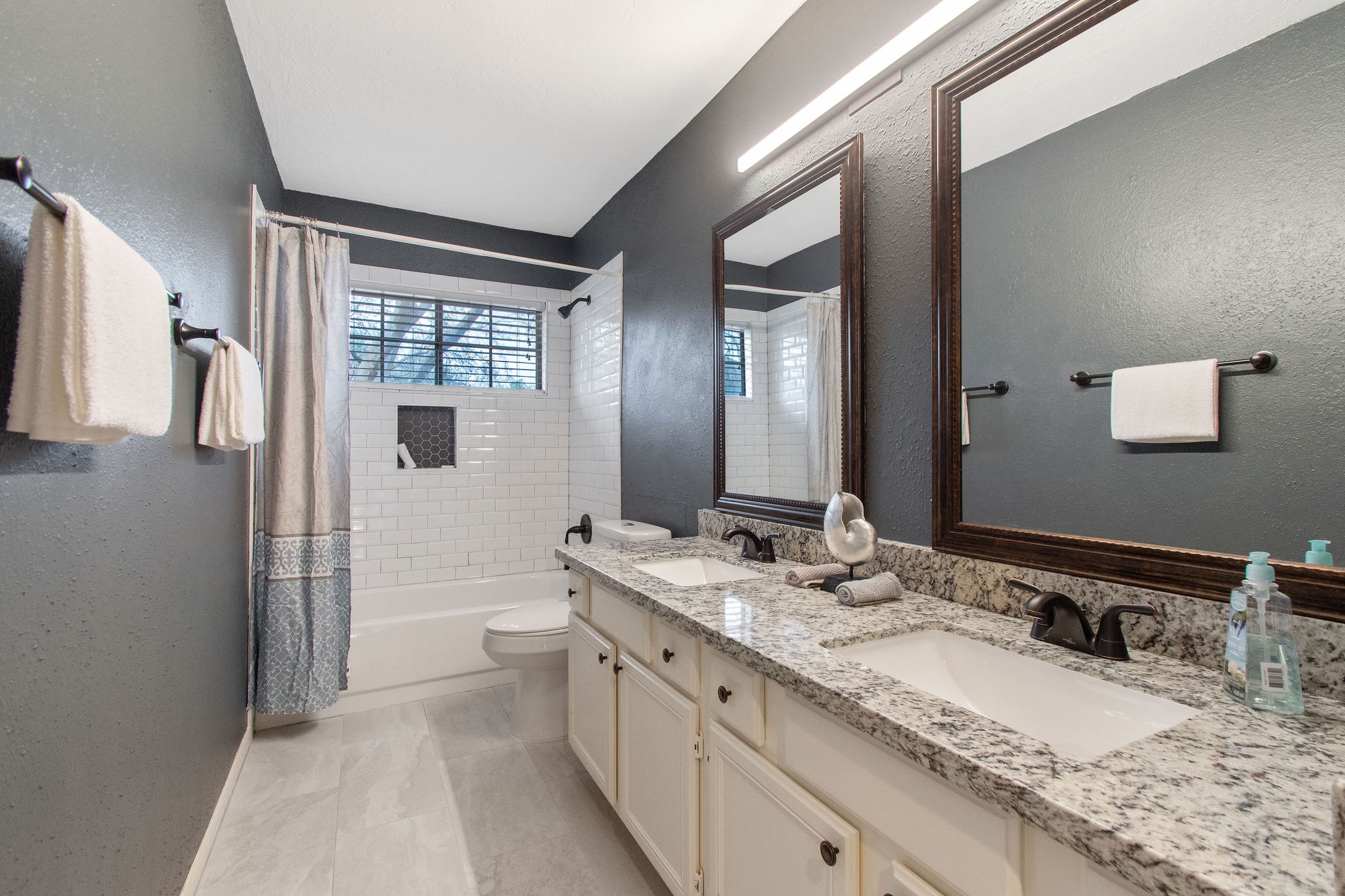 14806 Cedar Isle Drive Property Photo 8