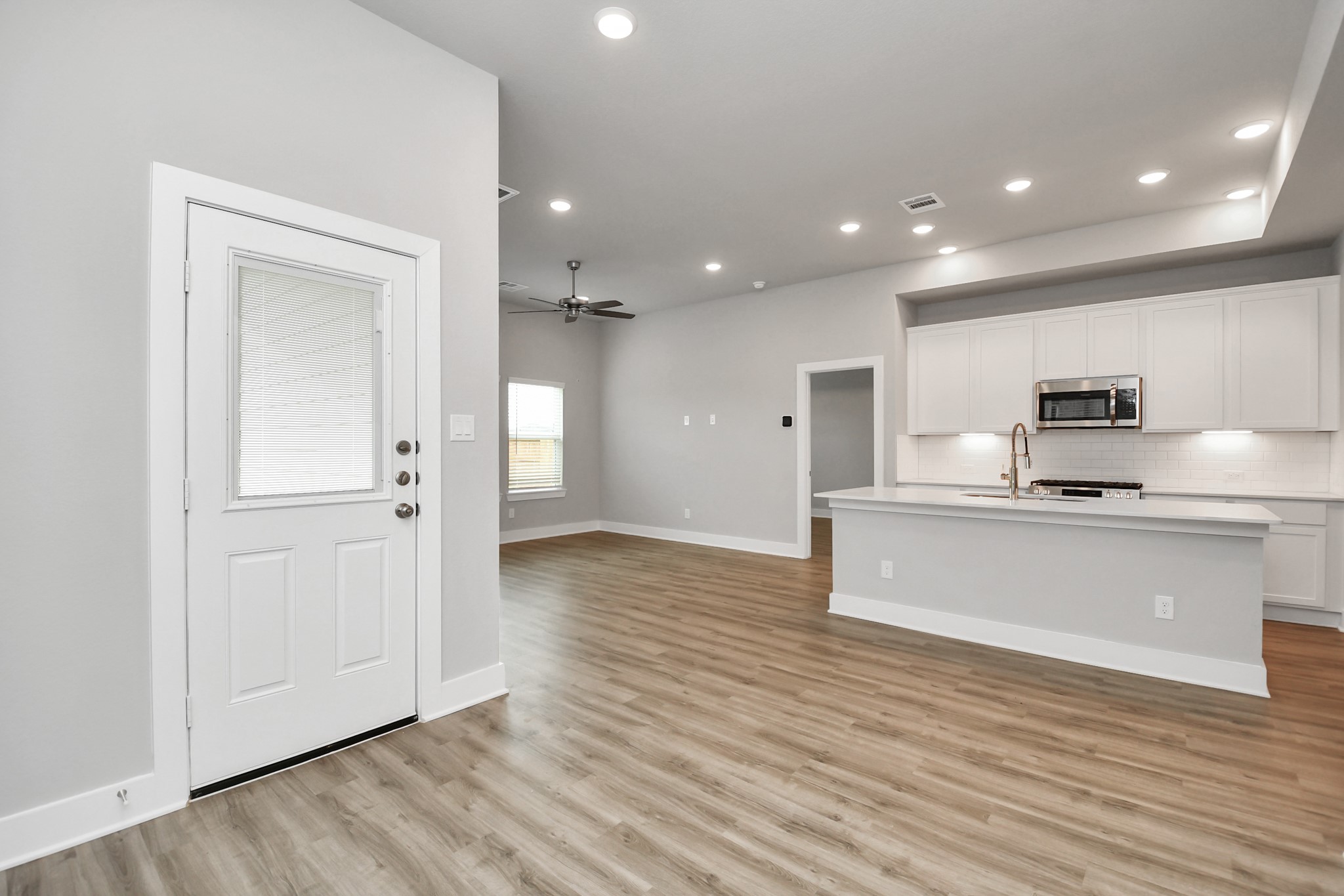 7514 Terramar Bay Lane Property Photo 6