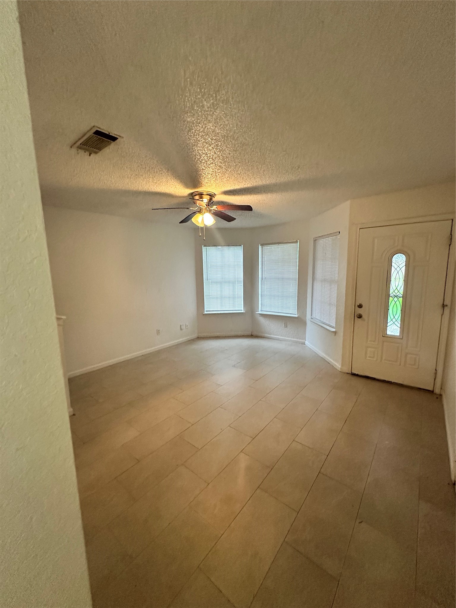 2722 8th Avenue N Property Photo 3