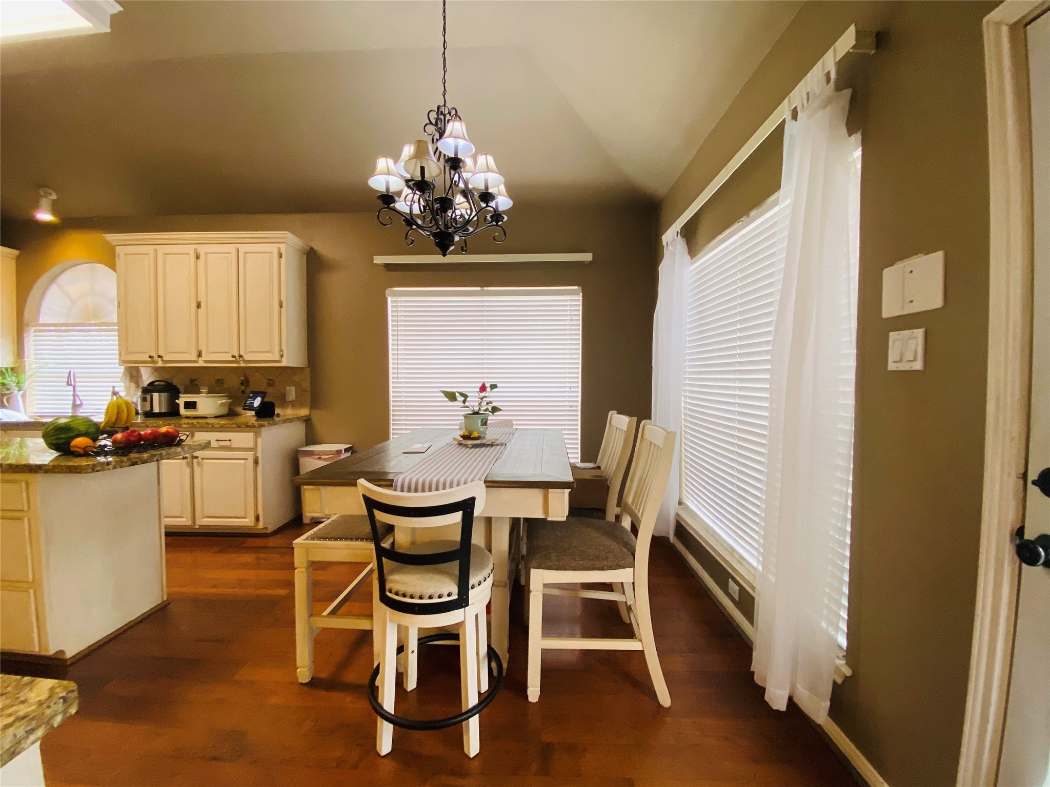 4027 Austin Meadow Drive Property Photo 15