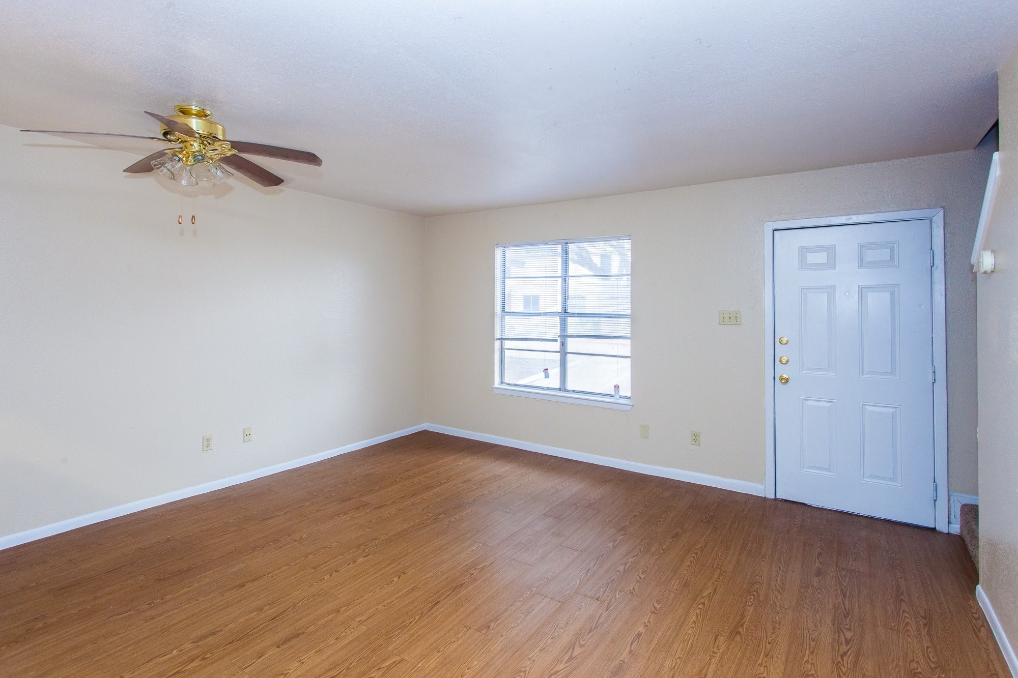 5802 Academy Drive Property Photo 6