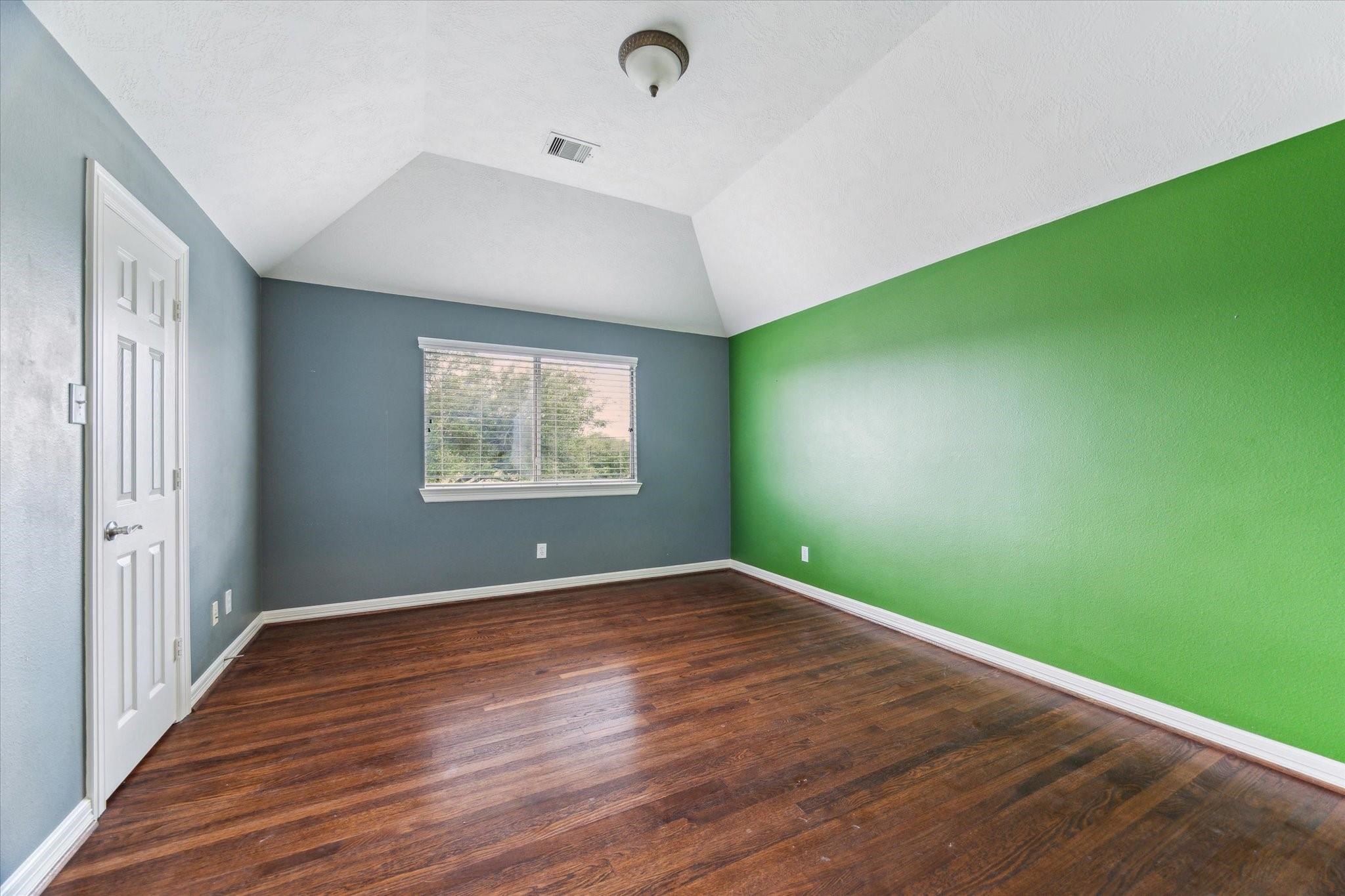 10707 Mandavilla Dr Drive Property Photo 23