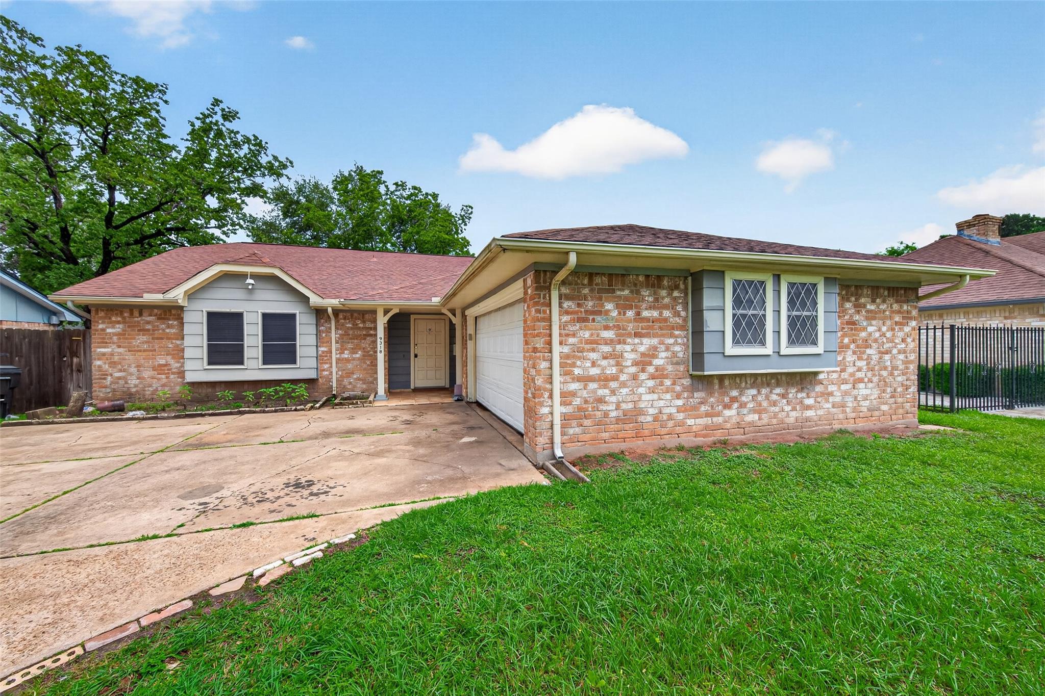 9318 Benning Drive Property Photo 3