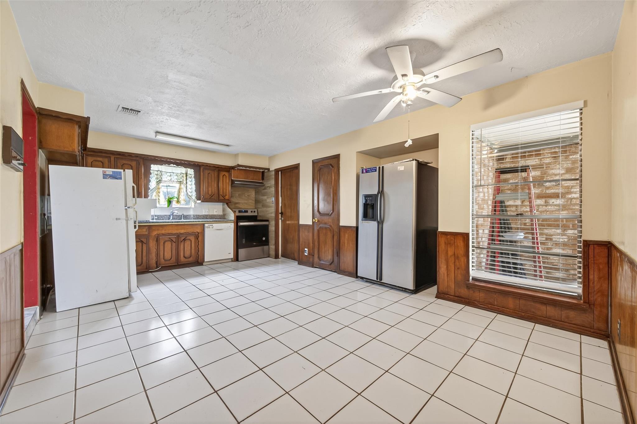 9318 Benning Drive Property Photo 18