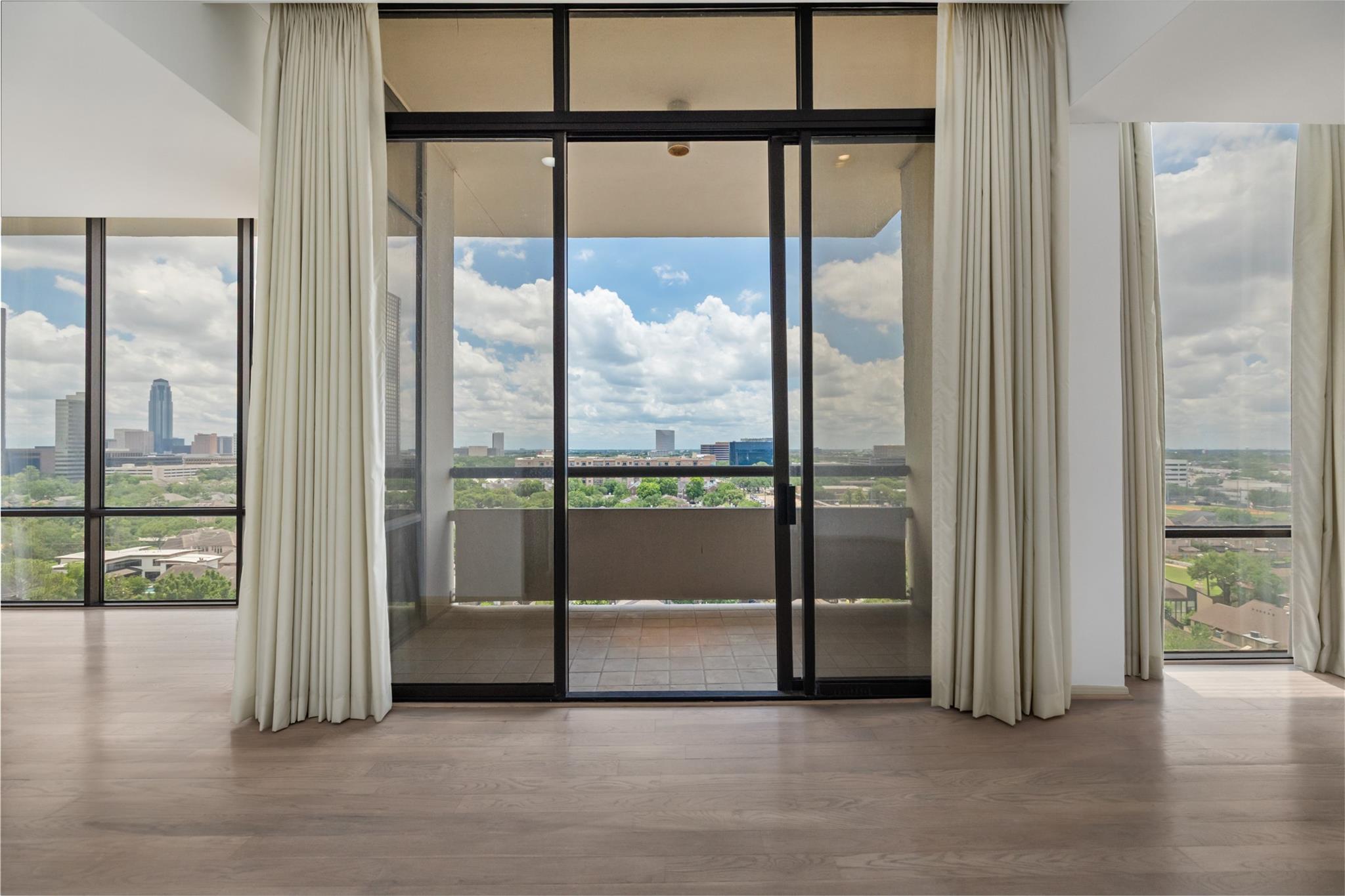 1111 Bering Drive # 1202, Houston TX 77057 Property Photo 1