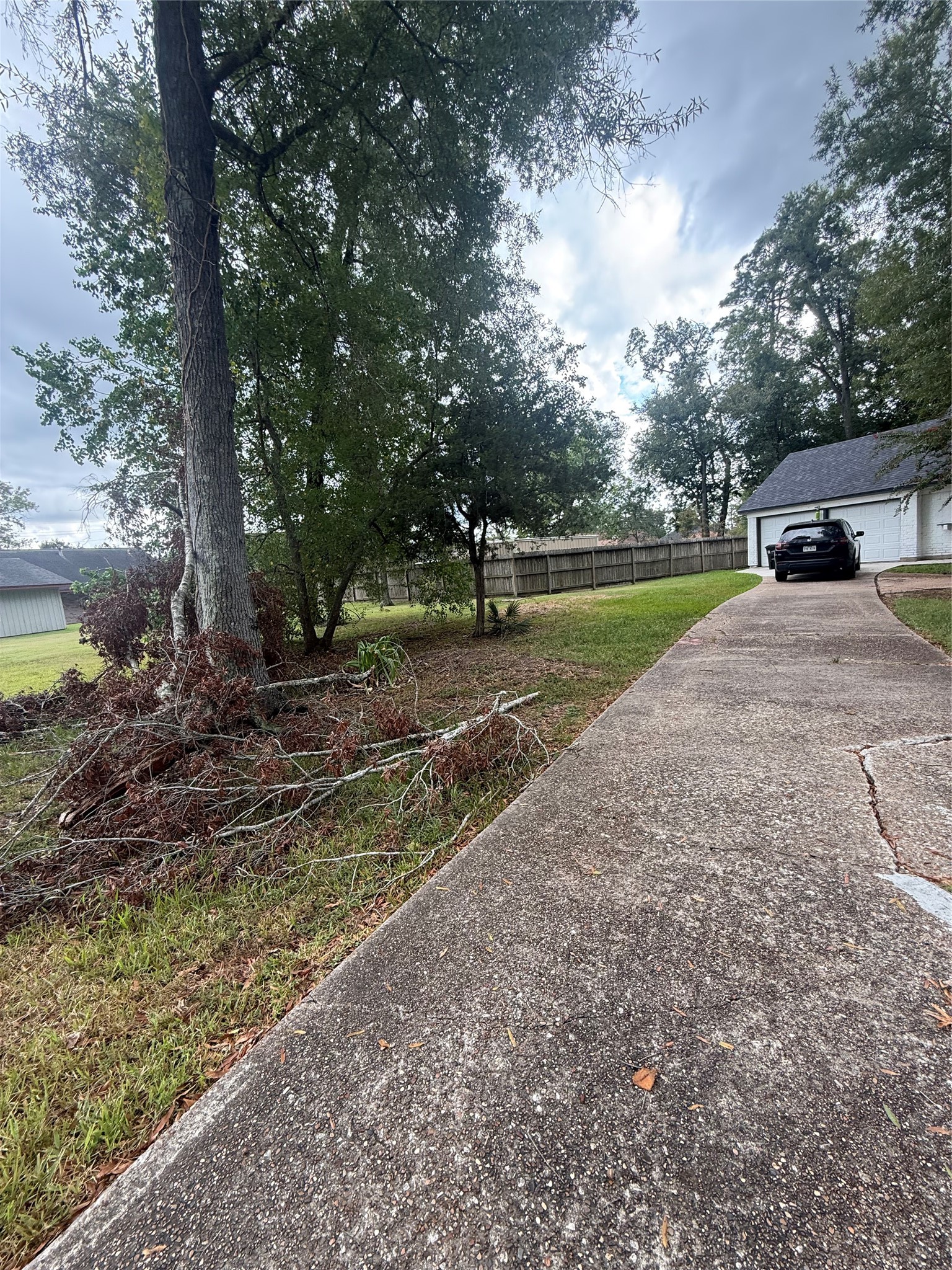 1707 Lone Eagle Circle Property Photo 2