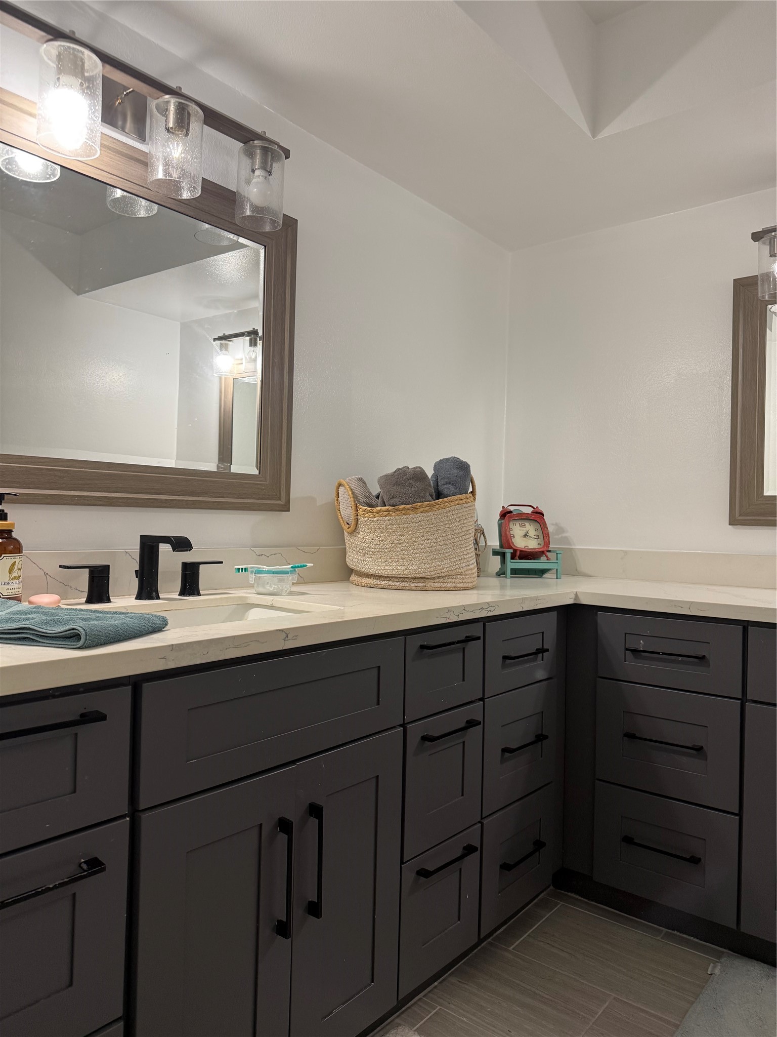 1707 Lone Eagle Circle Property Photo 13