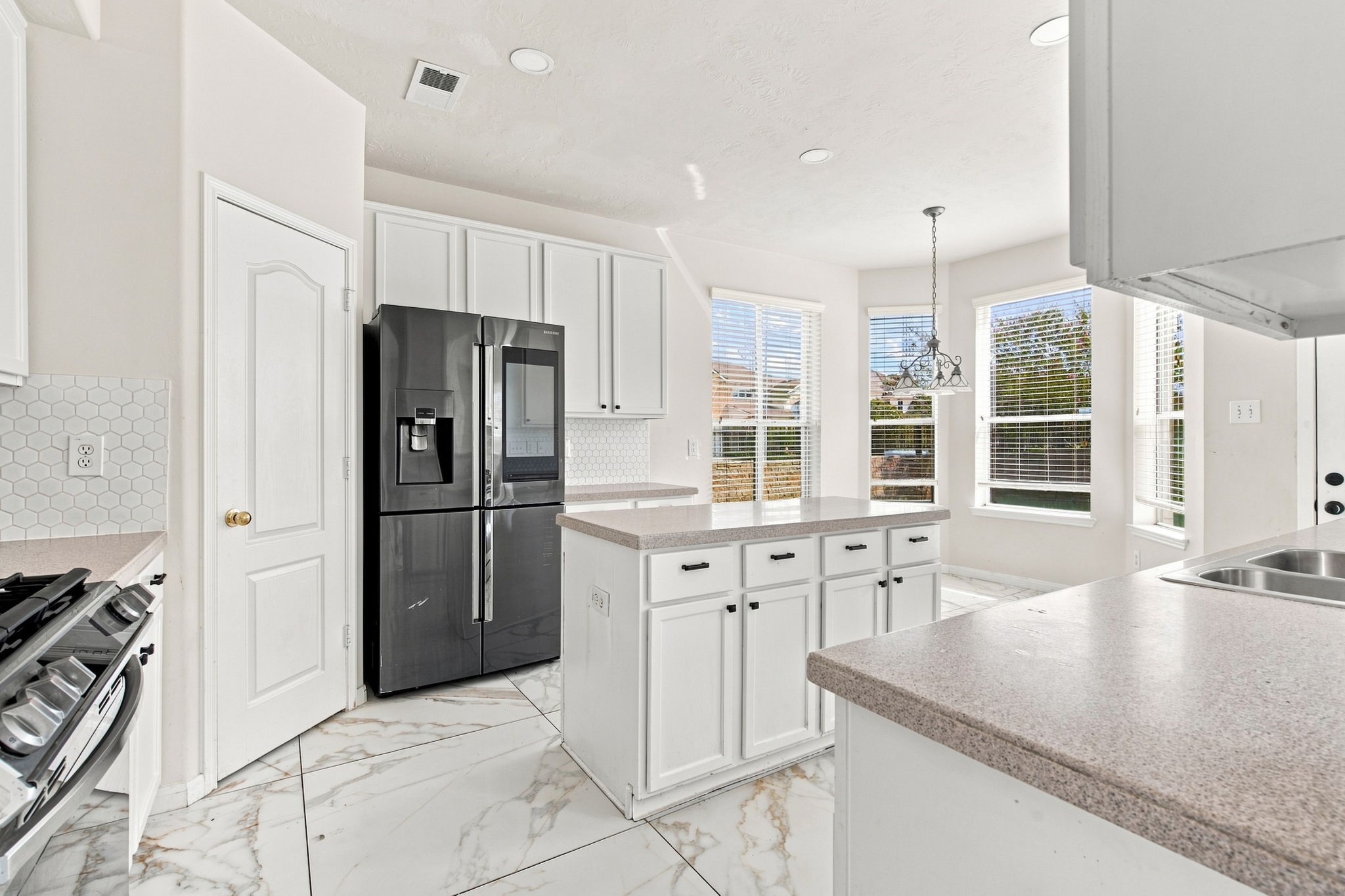 11122 W Cyrus Drive Property Photo 27