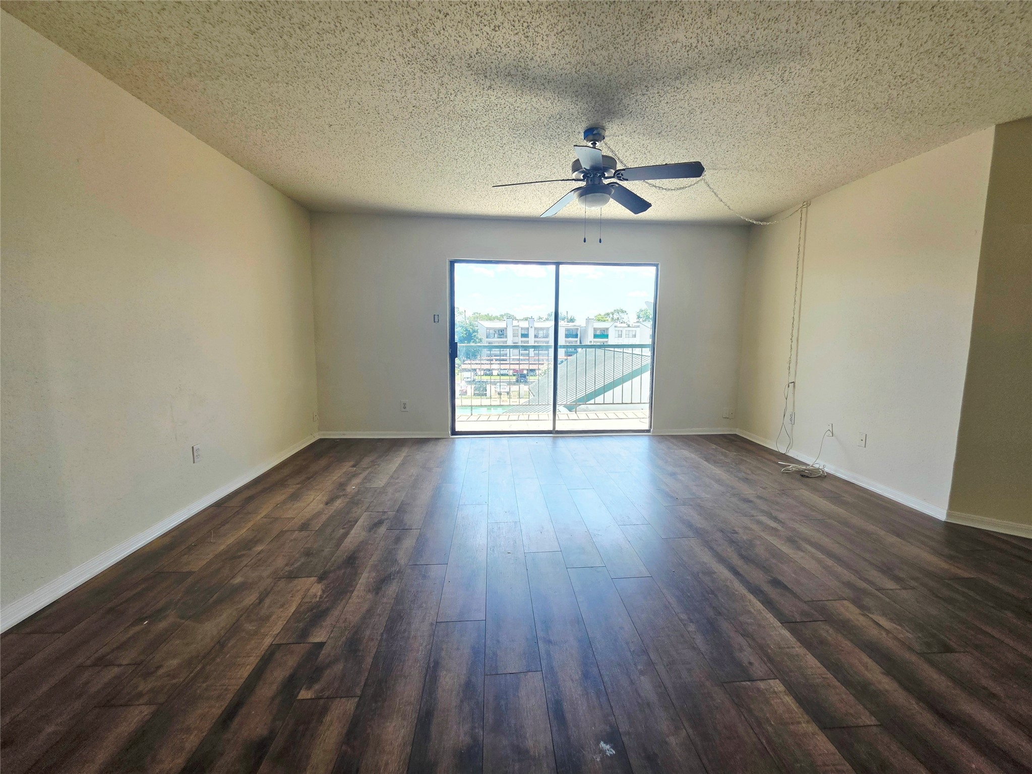 2826 S Bartell Drive 38 Property Photo 6