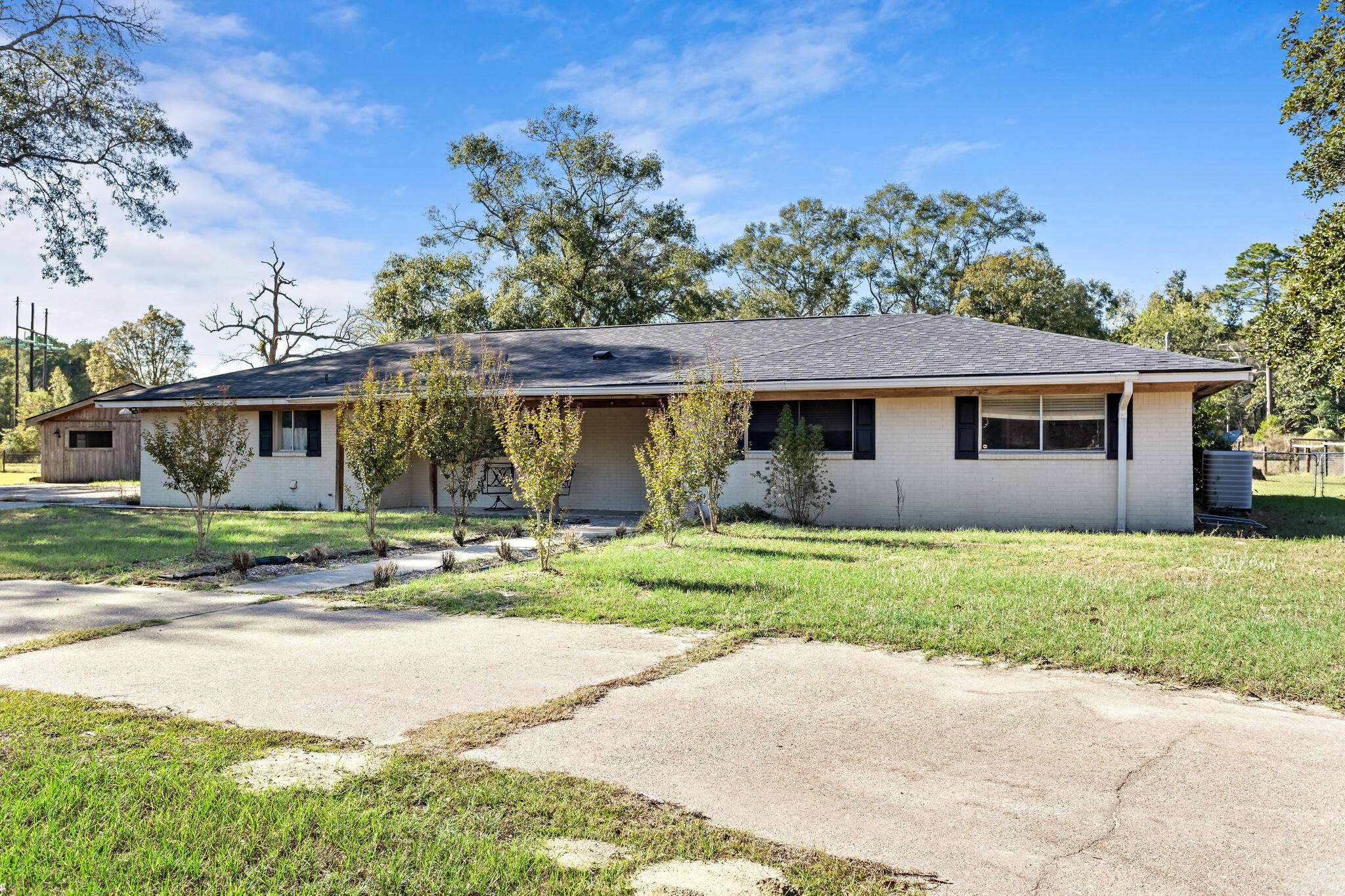 11933 Fm 777 Property Photo 3