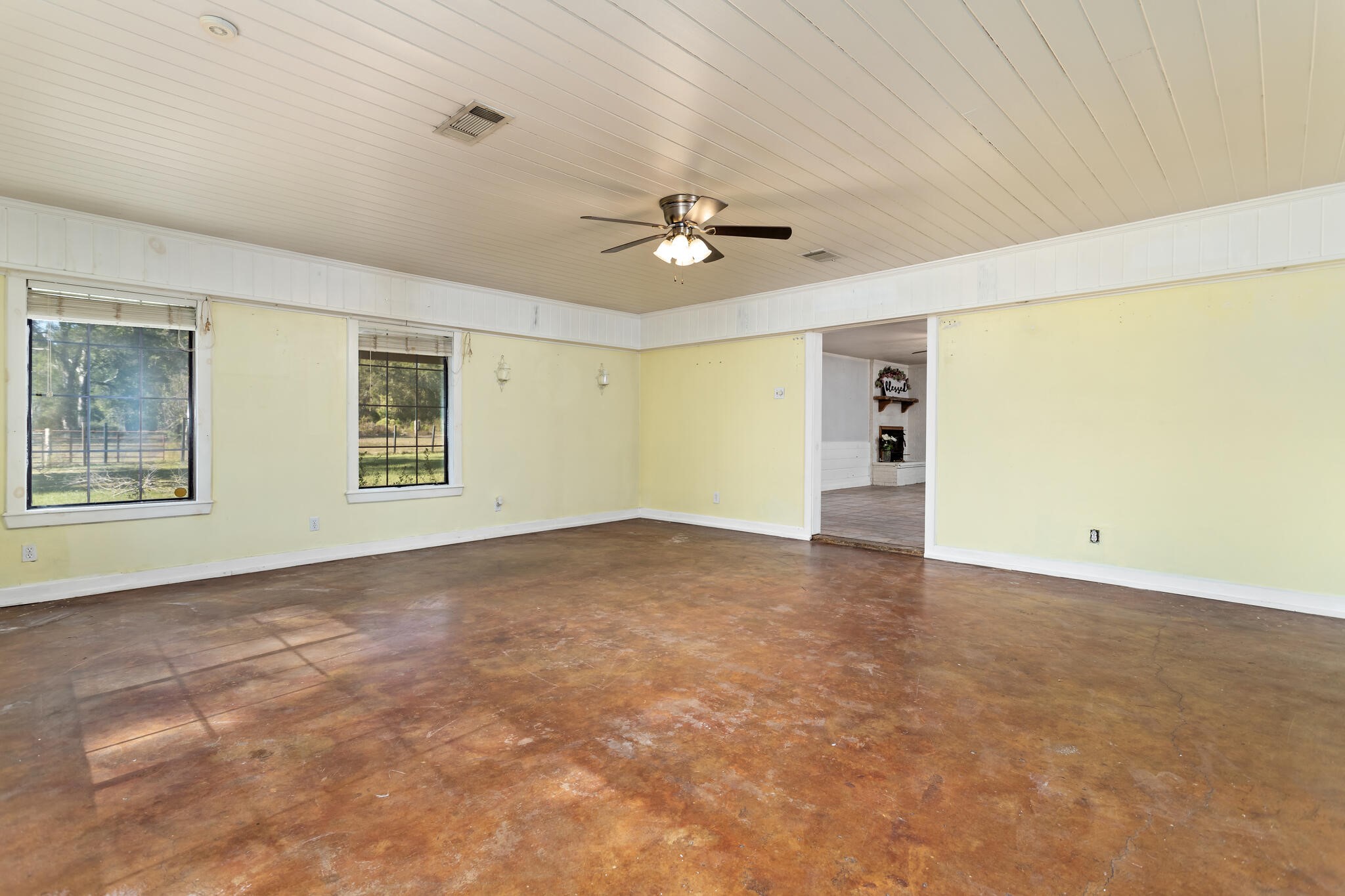 11933 Fm 777 Property Photo 14