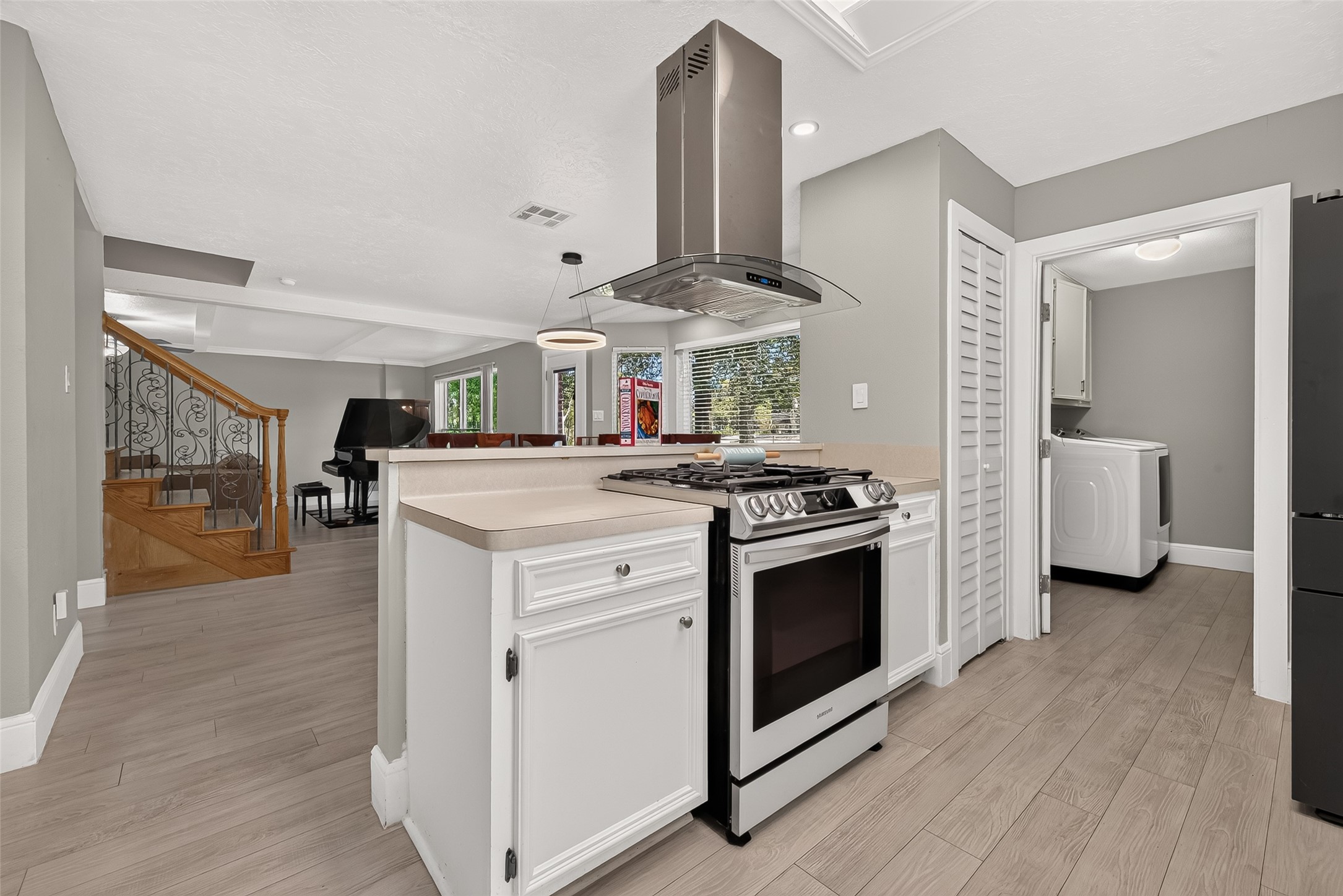 5507 Arncliffe Drive Property Photo 19