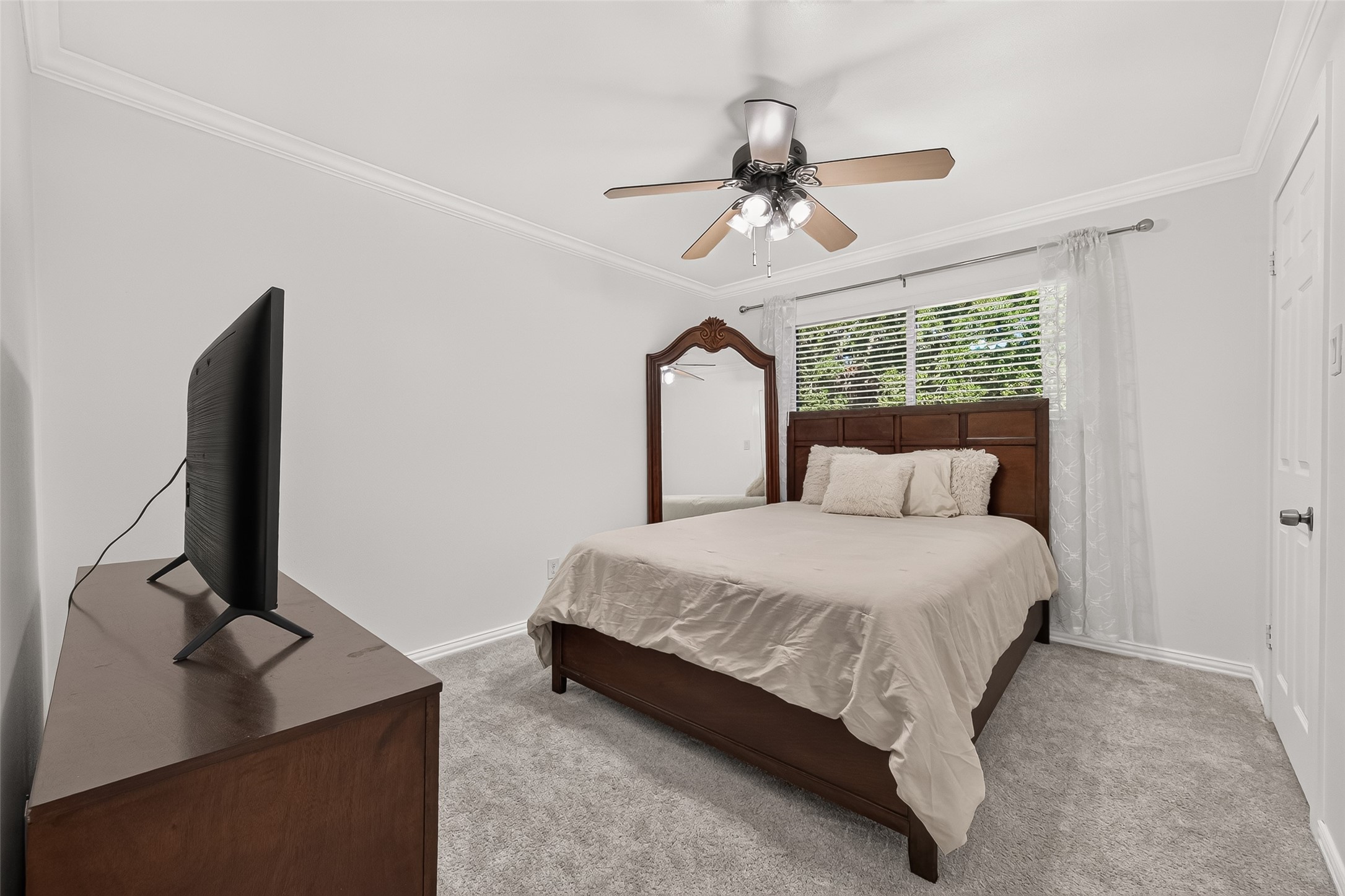 5507 Arncliffe Drive Property Photo 32