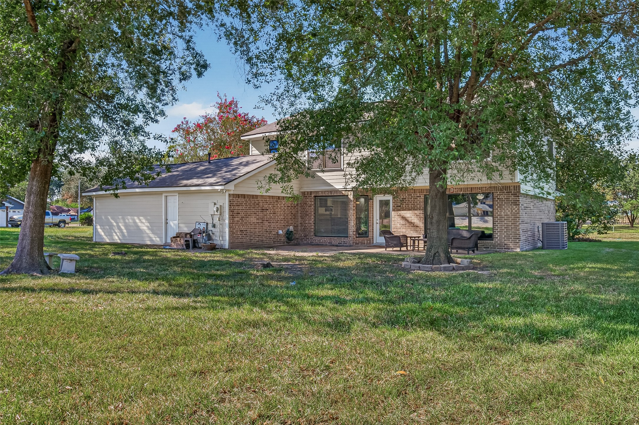 5507 Arncliffe Drive Property Photo 39