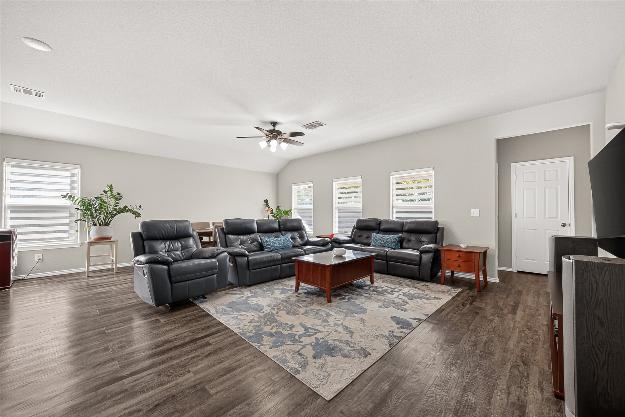 5434 Prairie Dog Fork Lane Property Photo 17