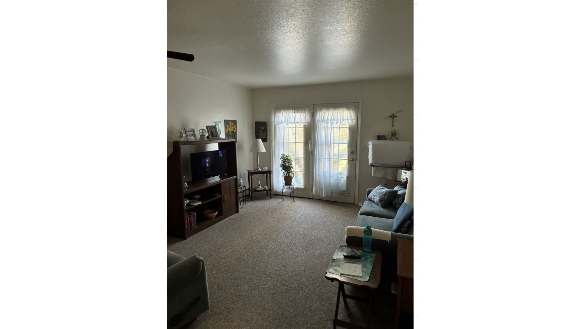 700 N Douglas Avenue Property Photo 8