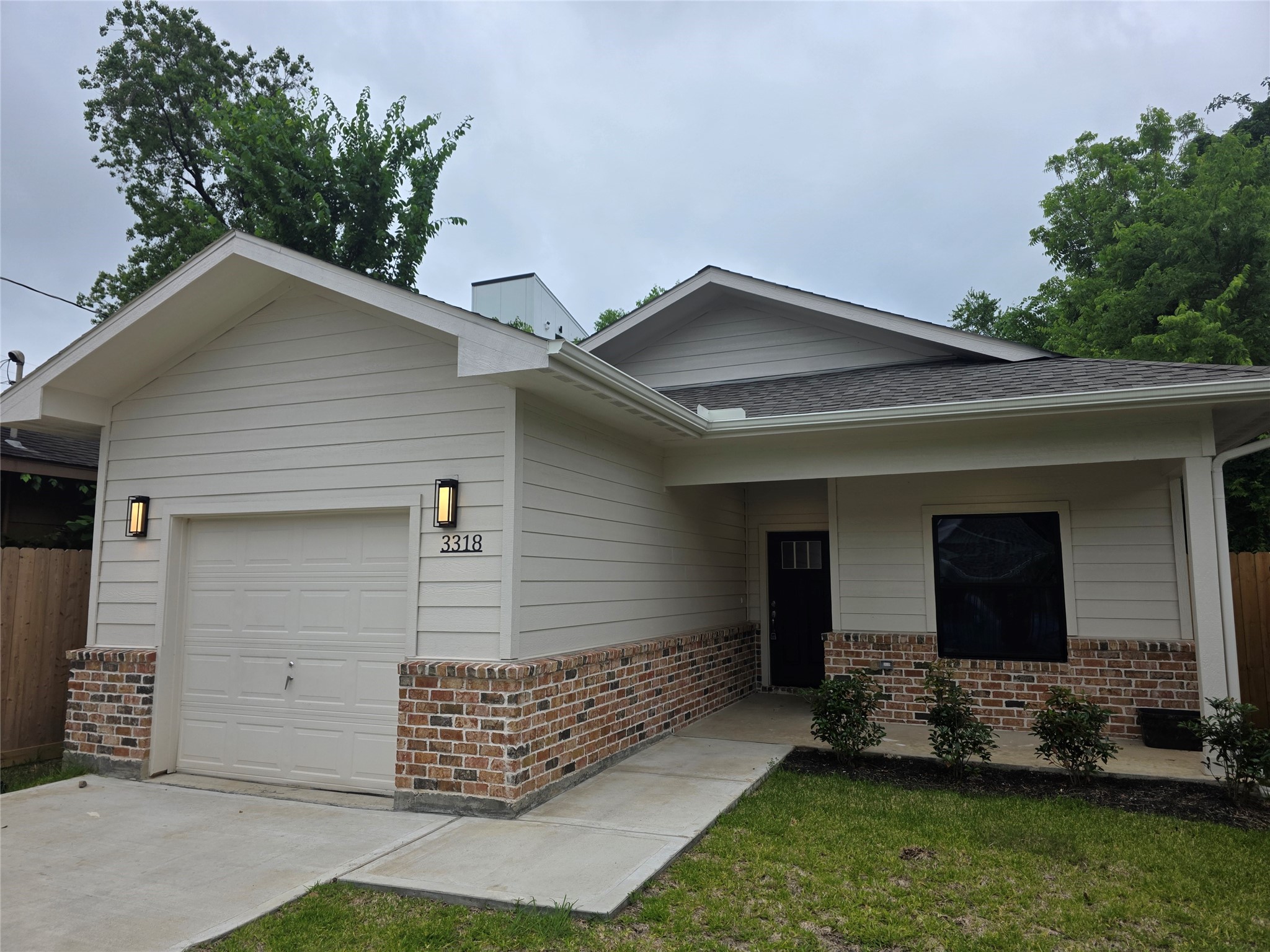 3318 Webster Street Property Photo 1