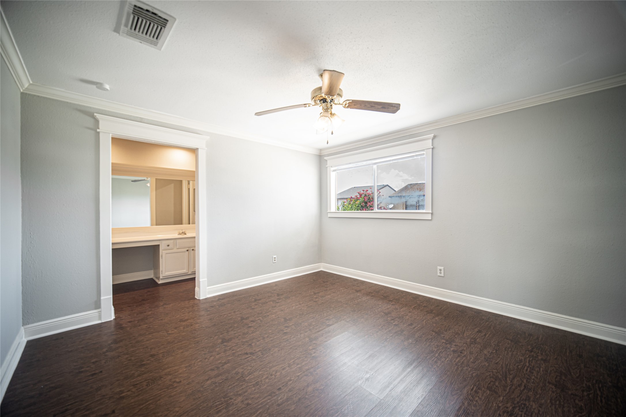 12329 Springcrest Drive Property Photo 11