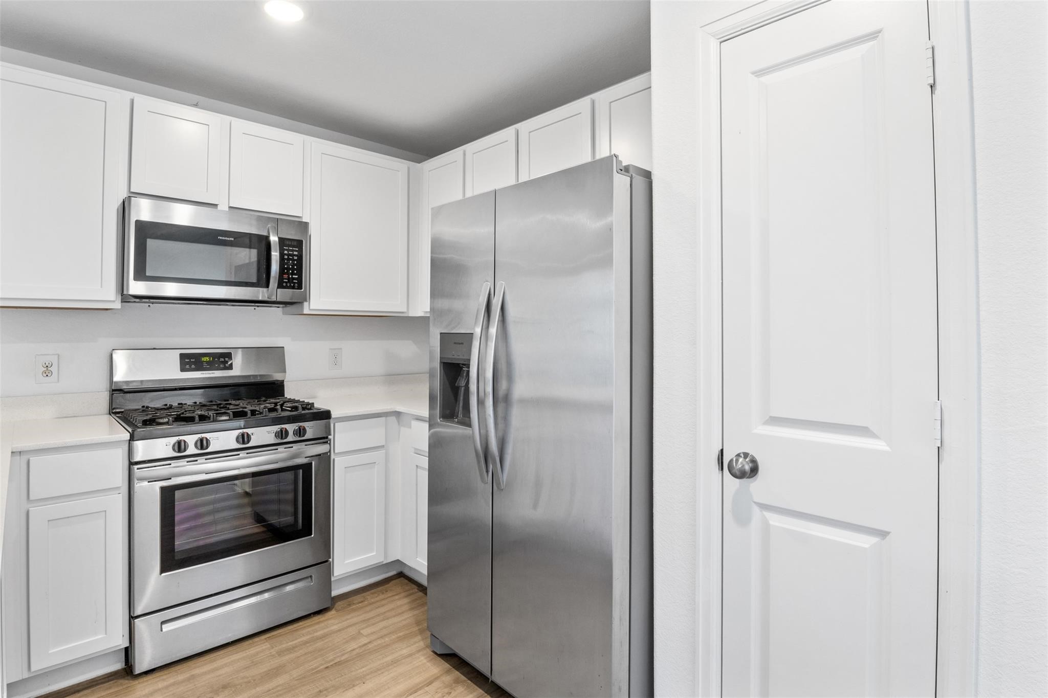 9311 Sierra Point Way Property Photo 10