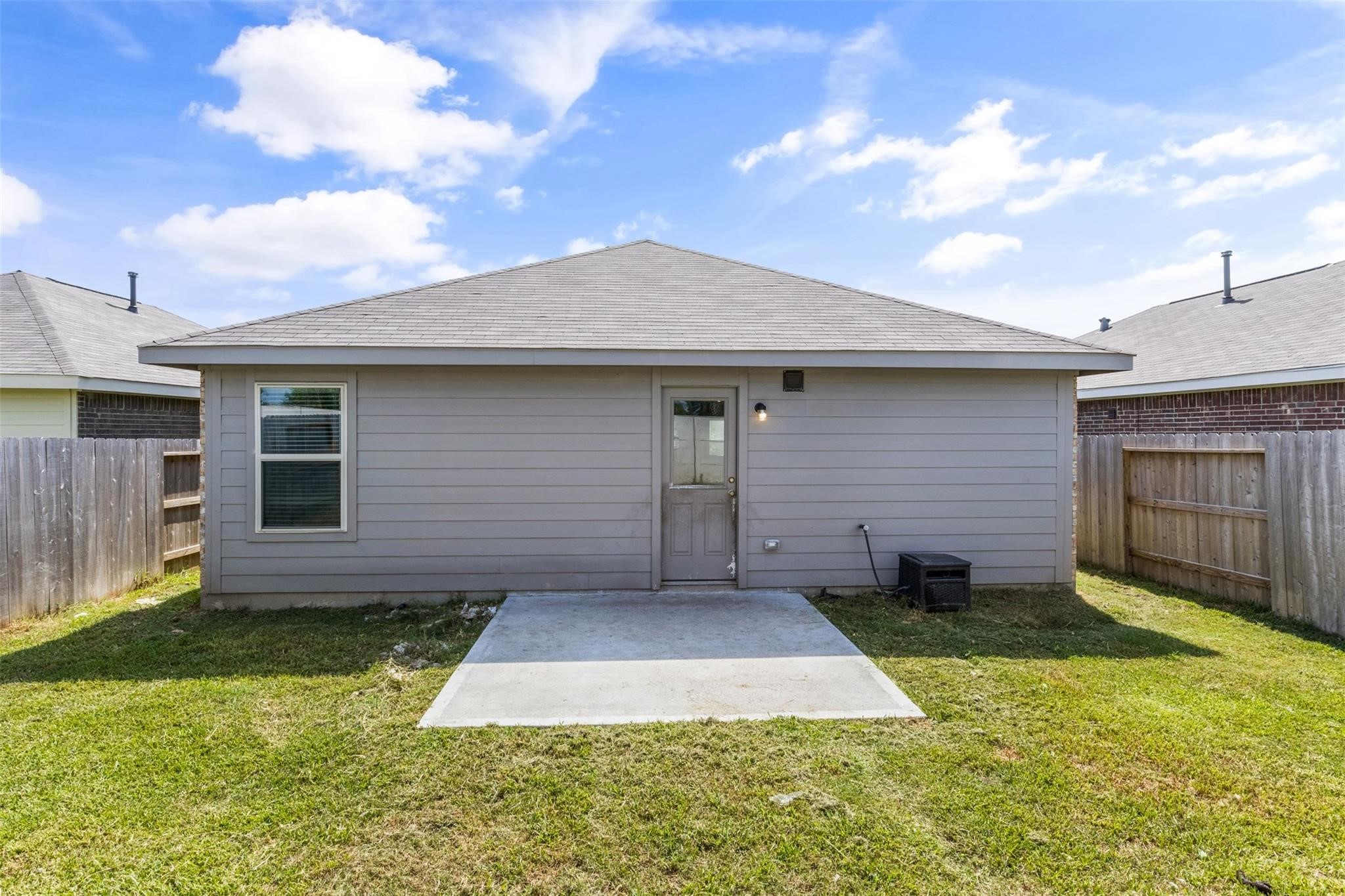 9311 Sierra Point Way Property Photo 22