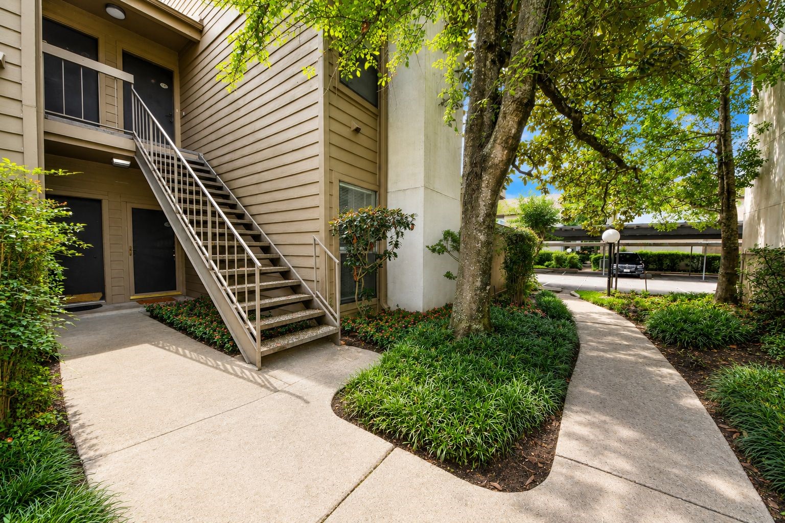 10053 Westpark Drive 288 Property Photo 1