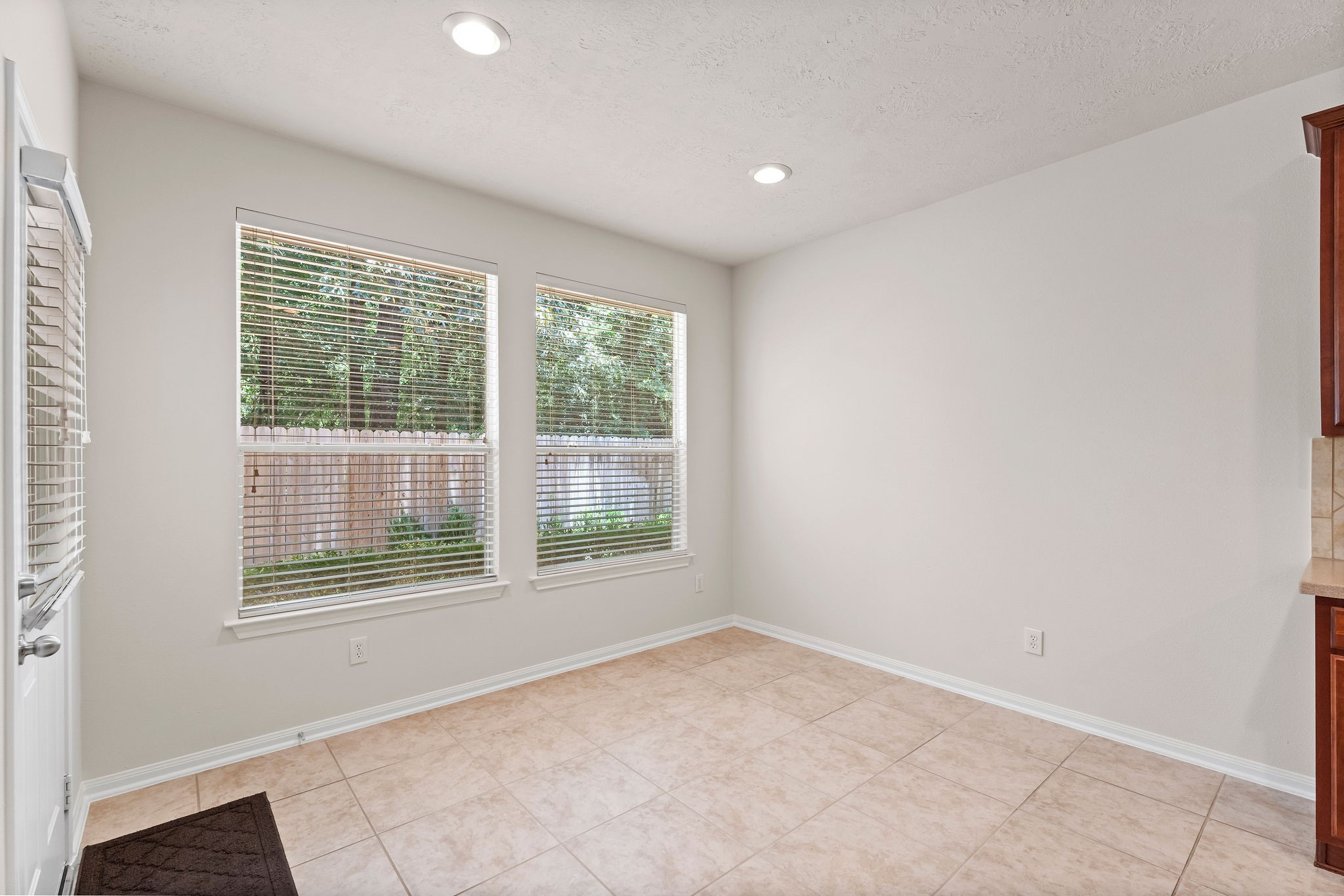62 W Twinvale Loop Property Photo 8