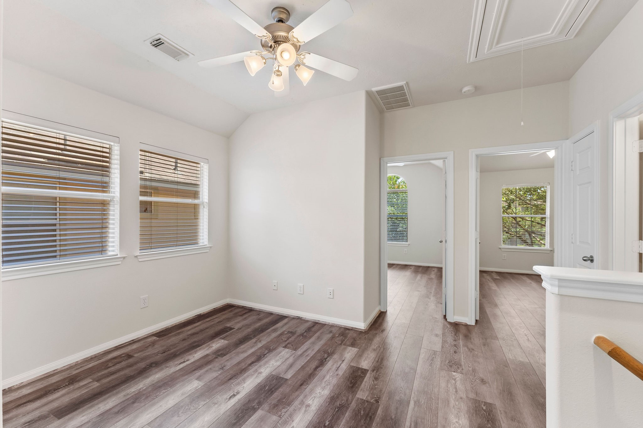 62 W Twinvale Loop Property Photo 10