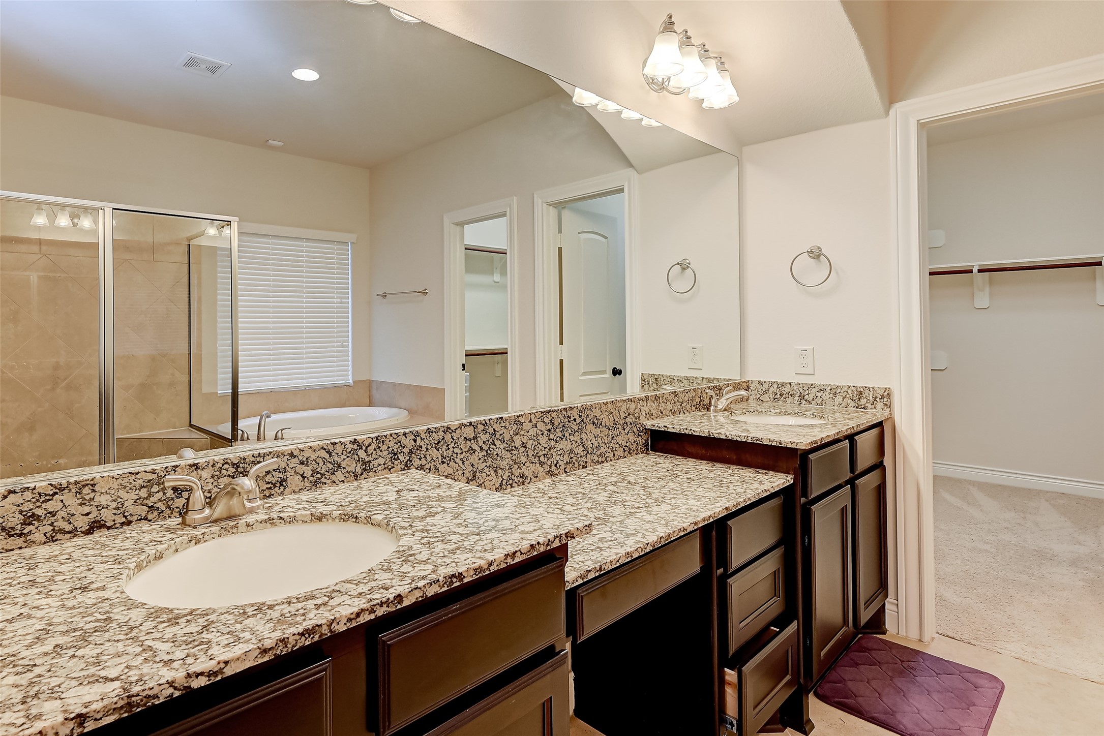 4006 Misty Waters Lane Property Photo 25
