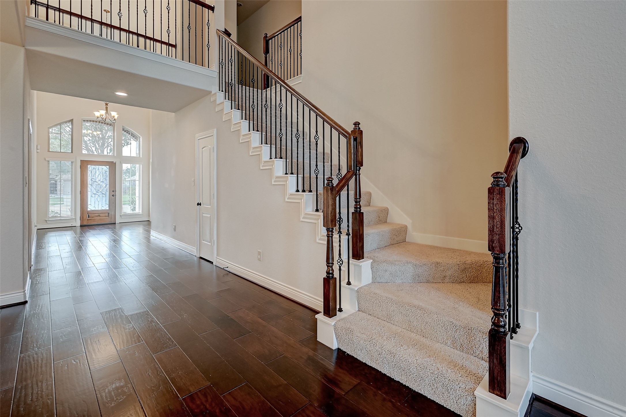 4006 Misty Waters Lane Property Photo 28