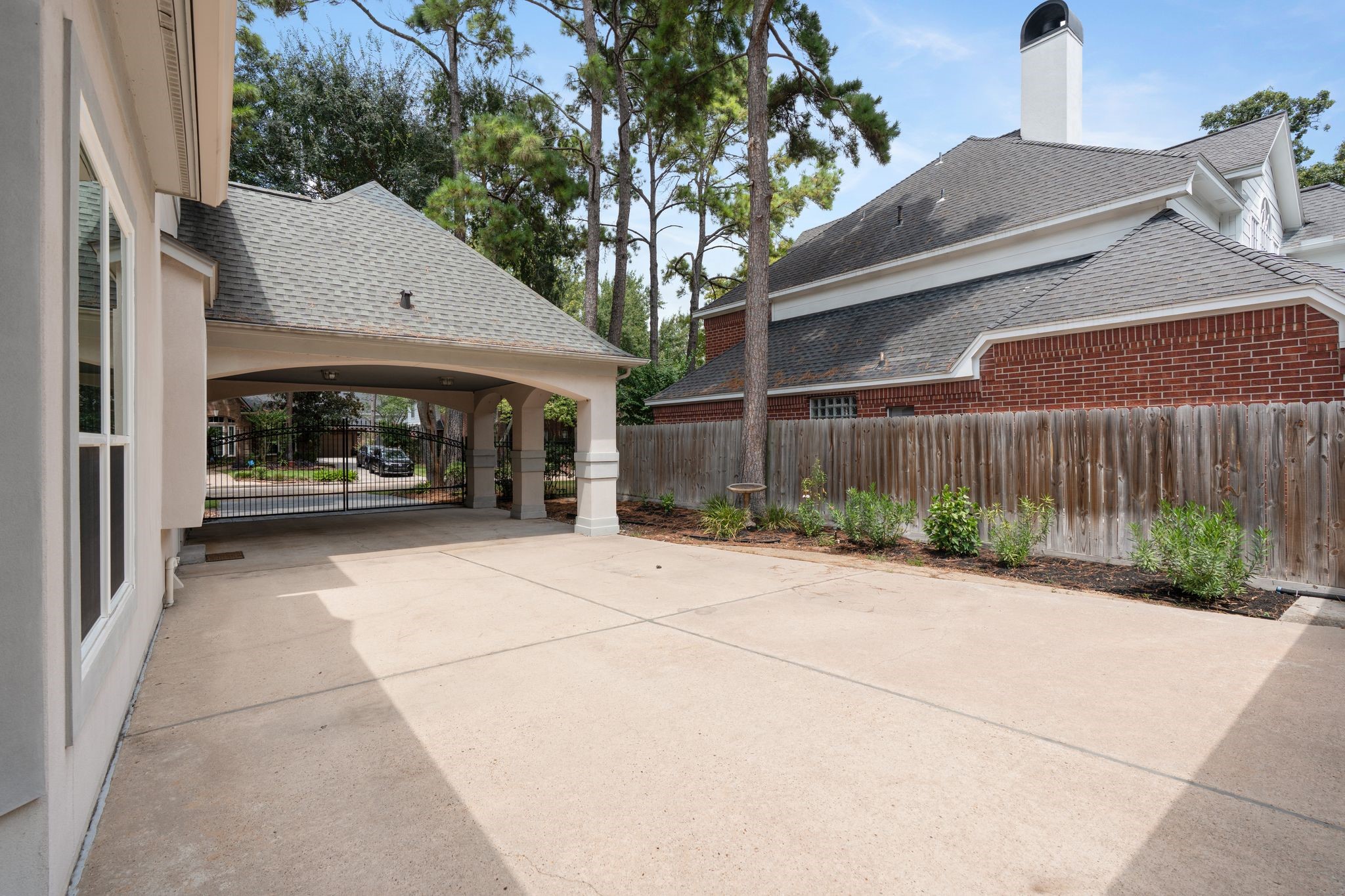 7027 Centre Oaks Drive Property Photo 43