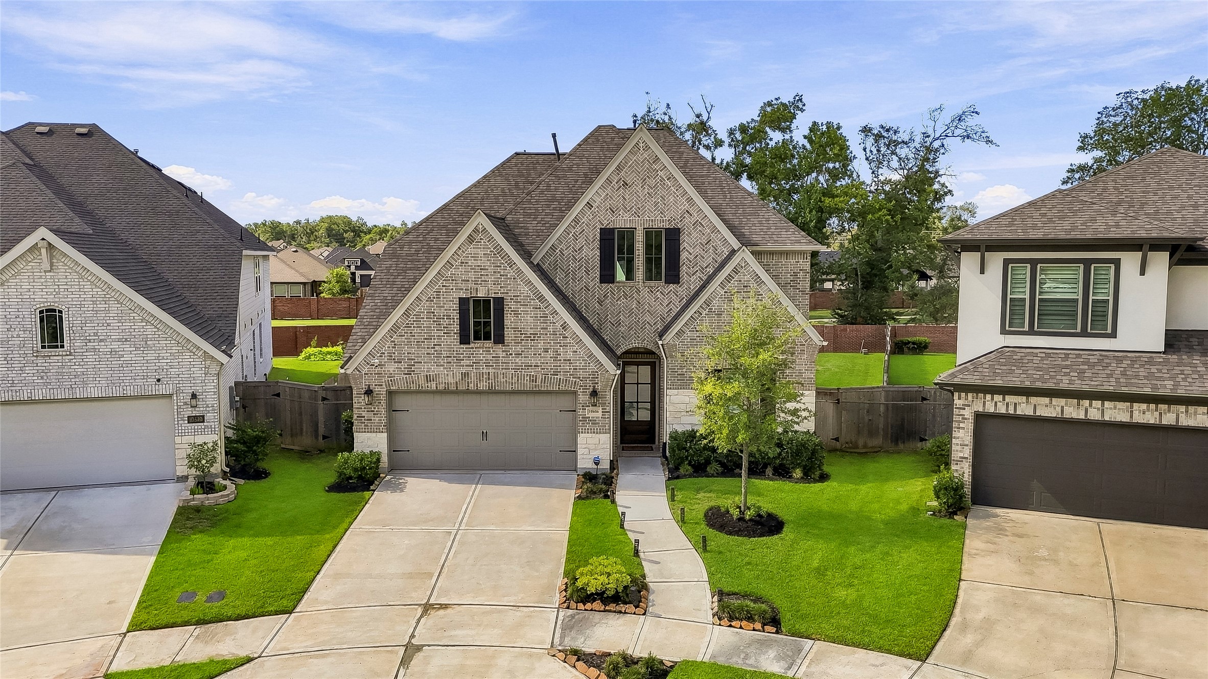 10606 Novy Grove Drive Property Photo 3