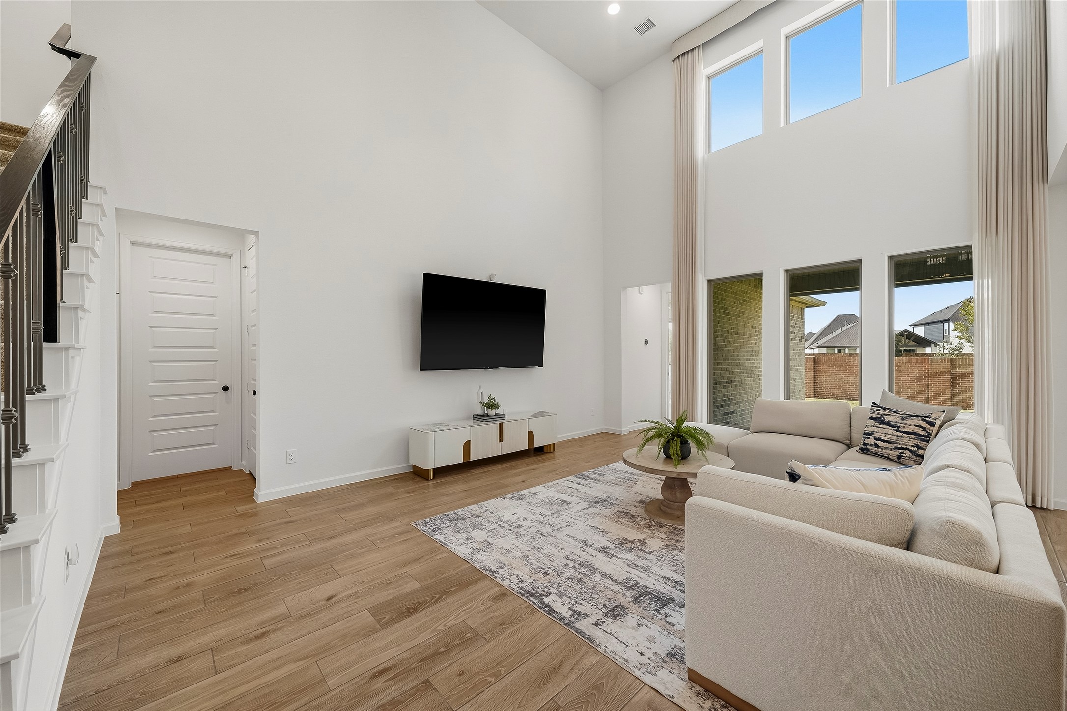 10606 Novy Grove Drive Property Photo 17