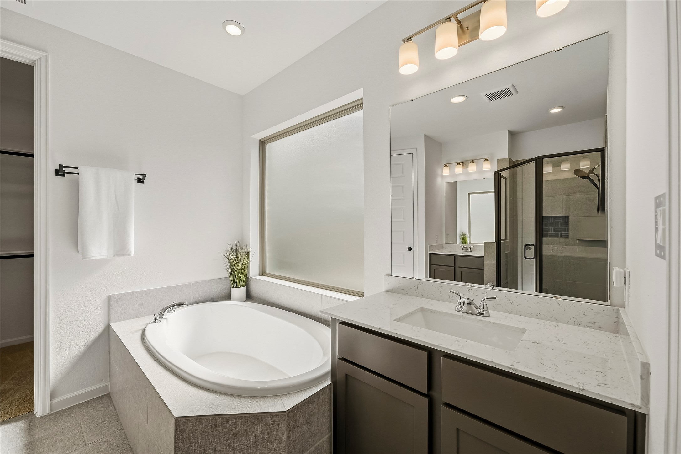 10606 Novy Grove Drive Property Photo 29