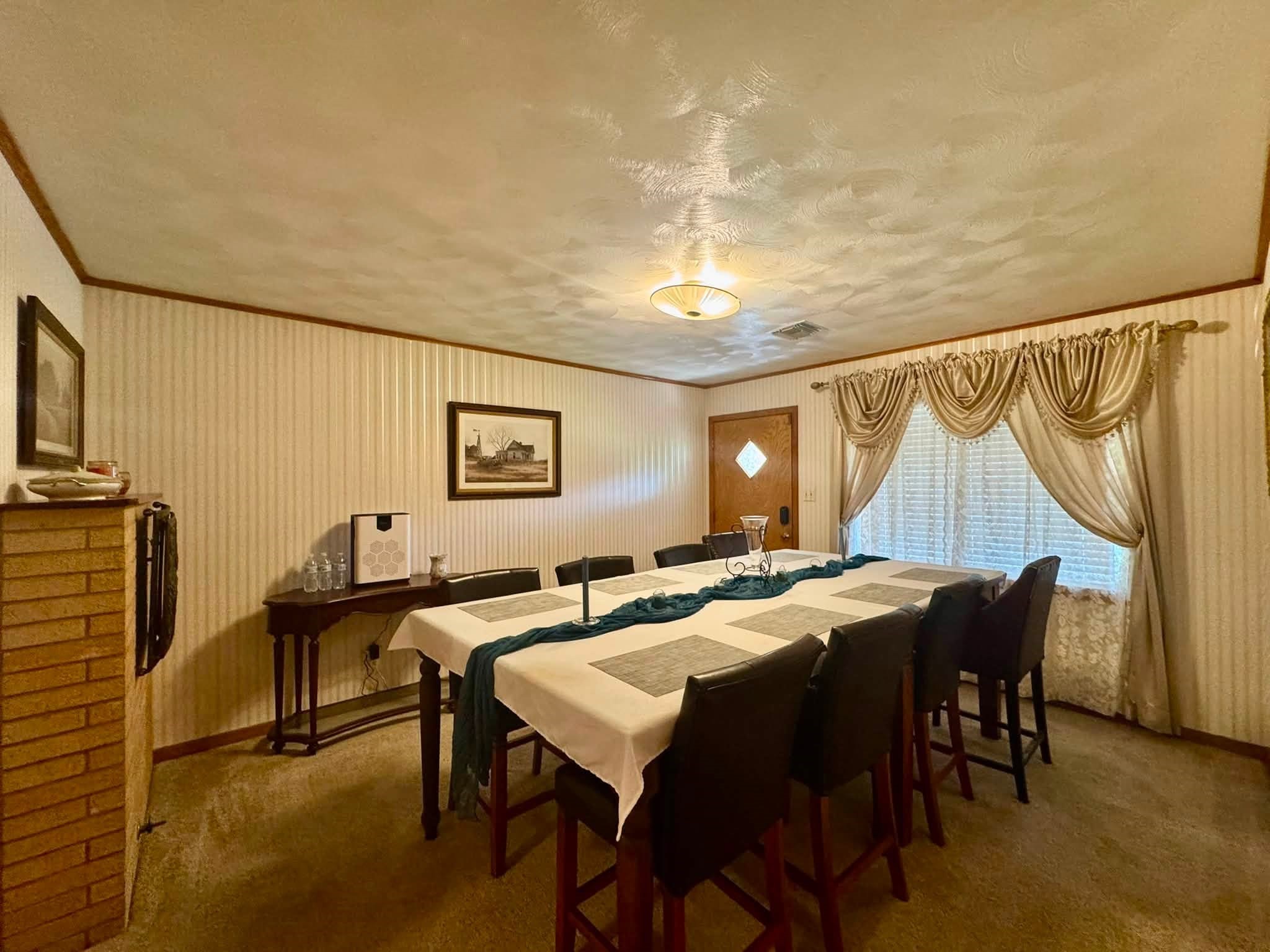 1815 Lee Miller Road Property Photo 5