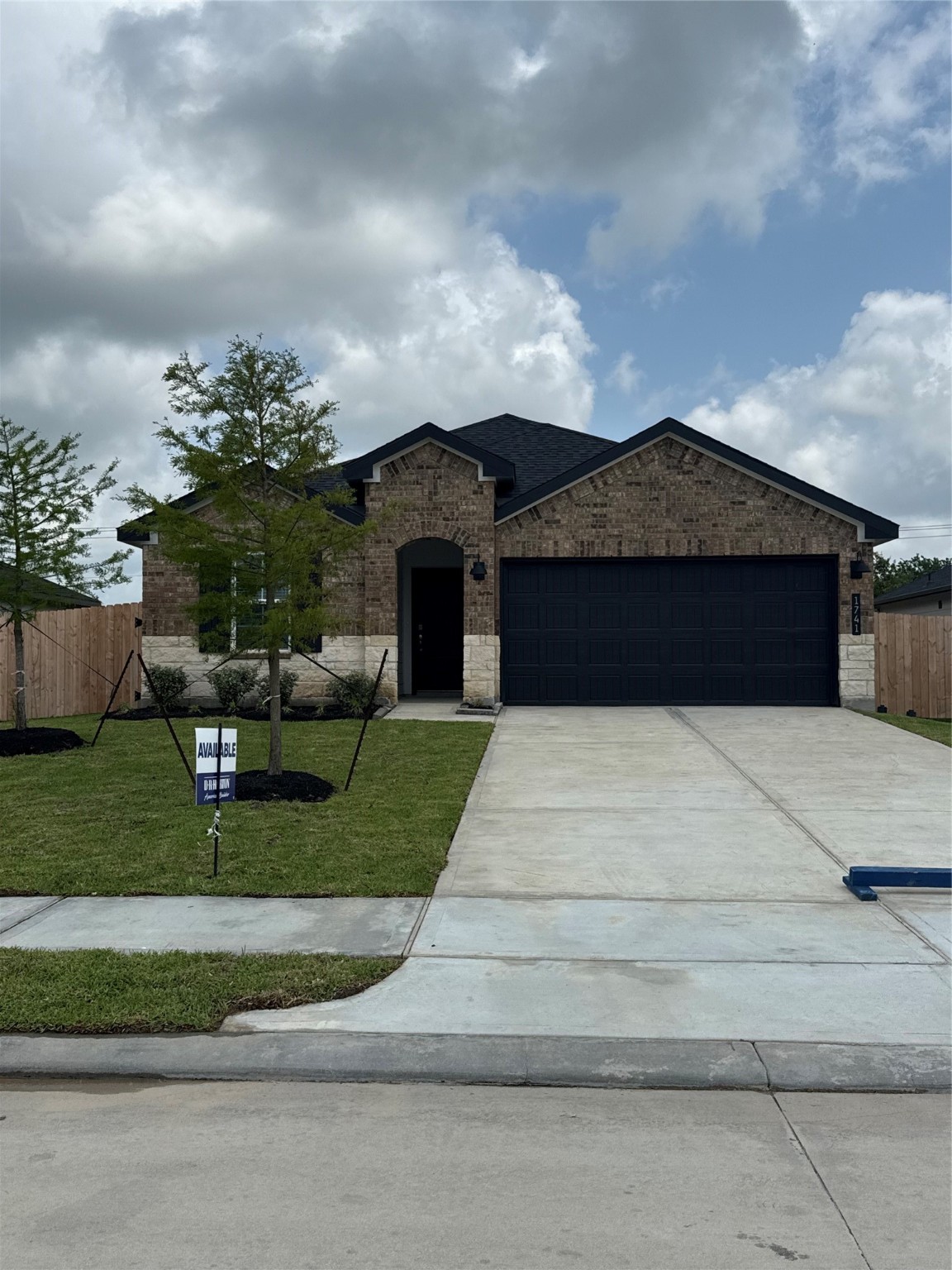 1741 Lilypad Drive Property Photo