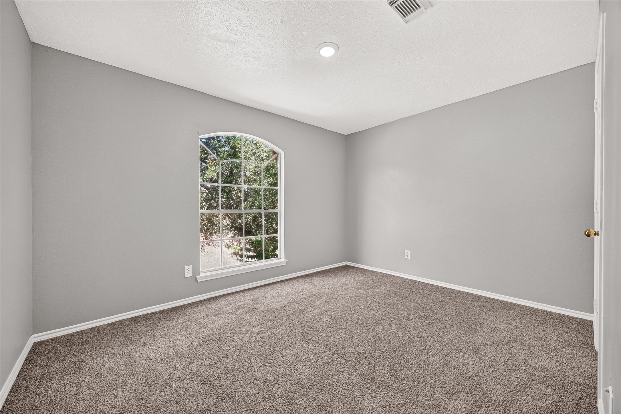 15103 Beechnut Street Property Photo 30