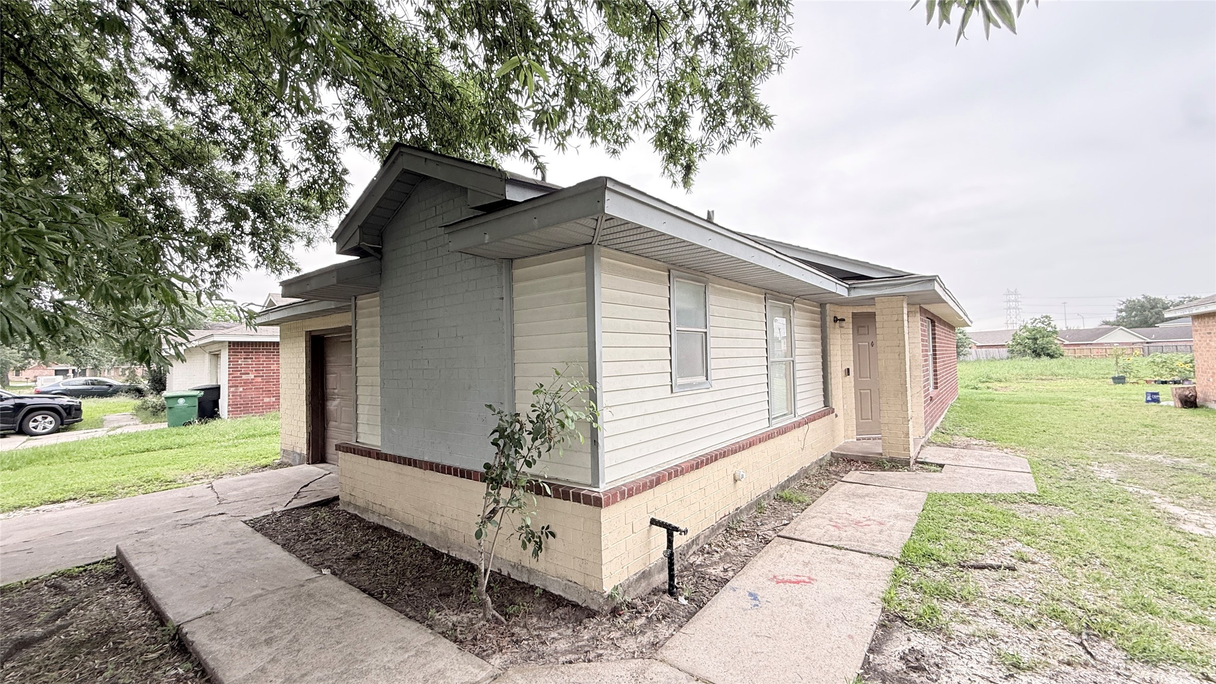 15821 Ridgecroft Road Property Photo 16
