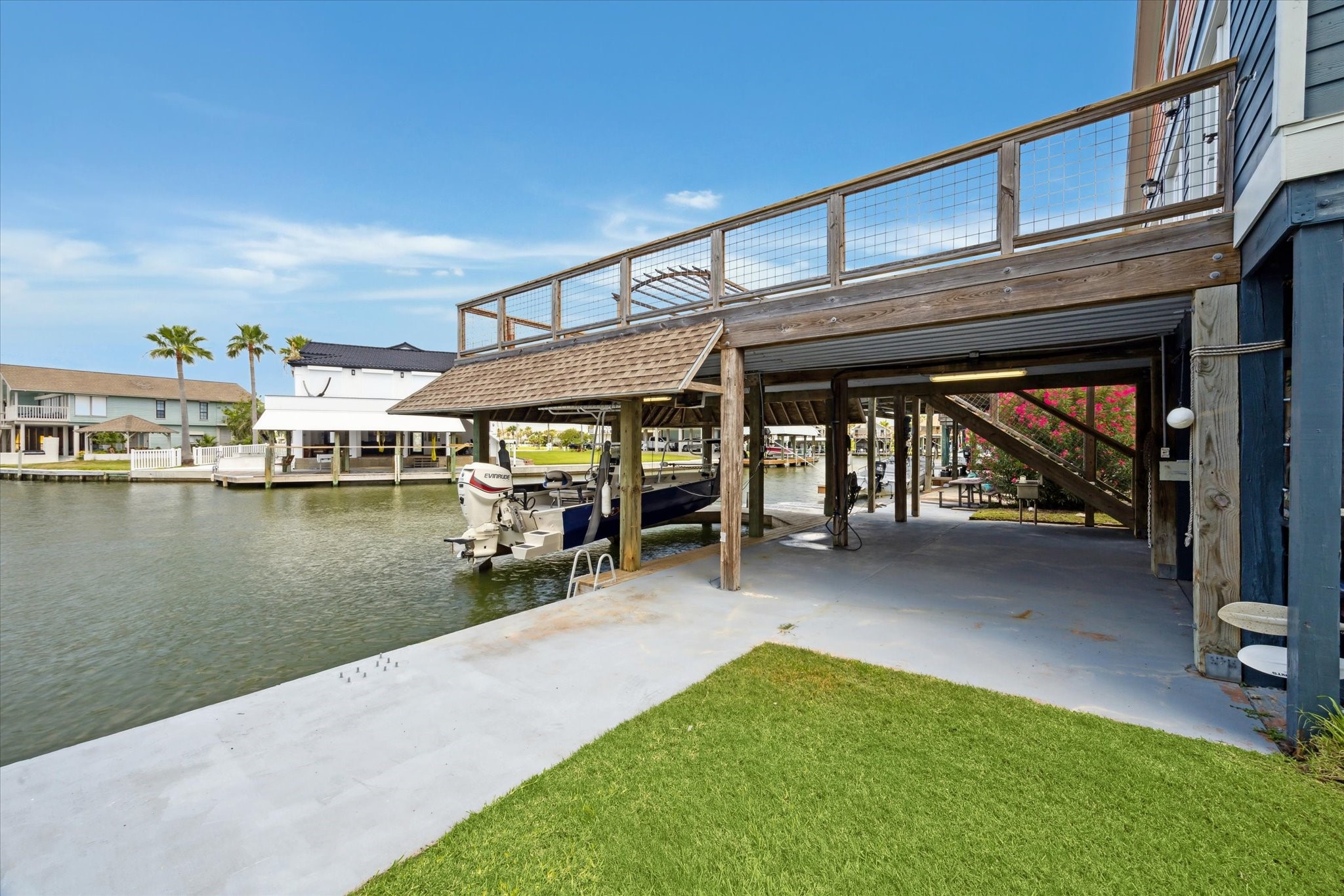 219 Bora Bora Drive Property Photo 24