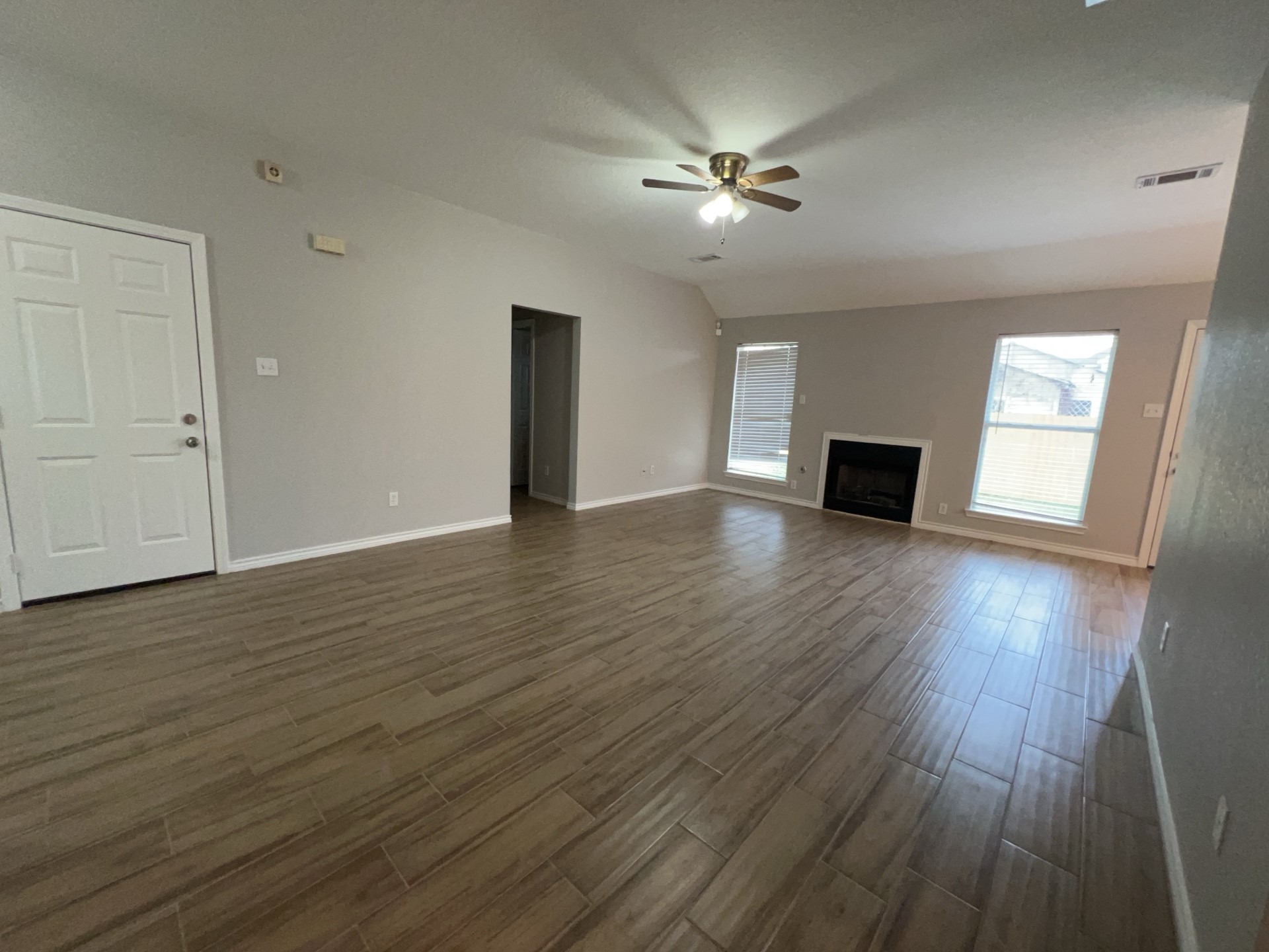 3634 Du Bois Street Property Photo 4