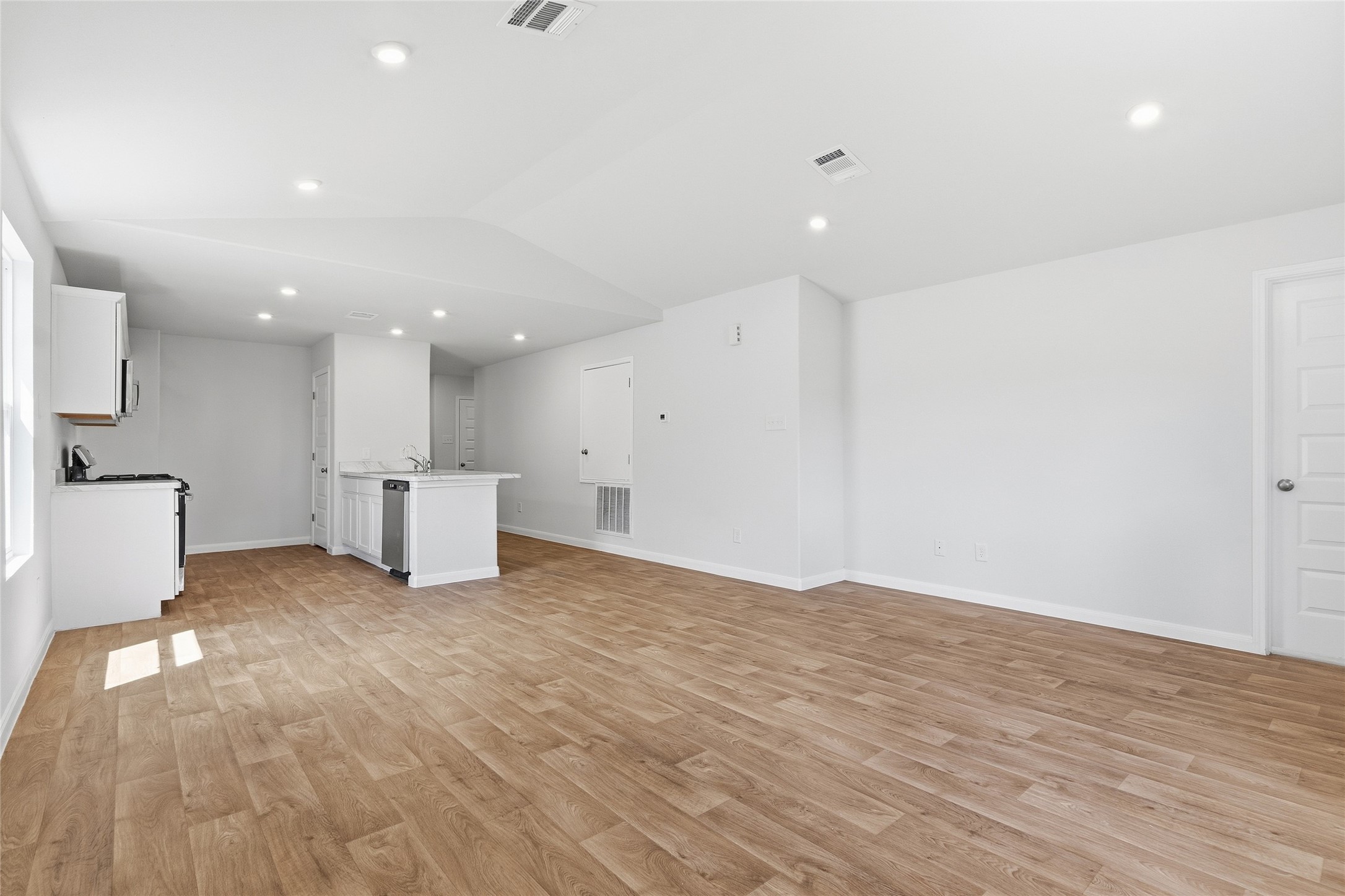69 Road 5102d Property Photo 5