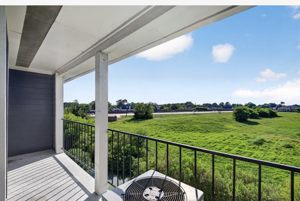 18511 Egret Bay Boulevard 312 Property Photo 5