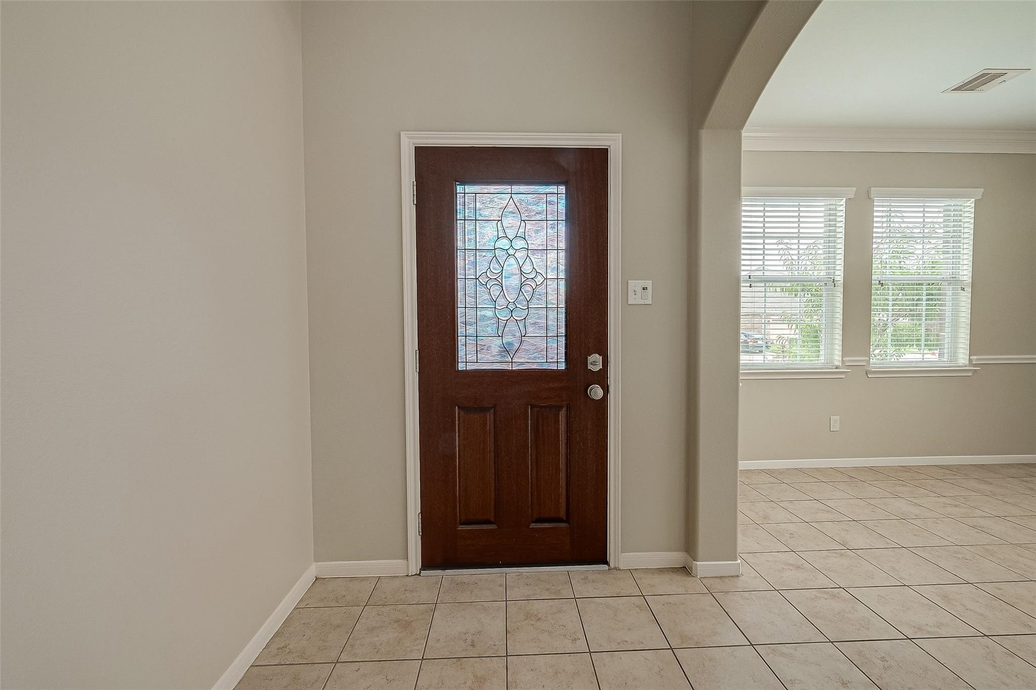8923 Willow Wind Lane Property Photo 5