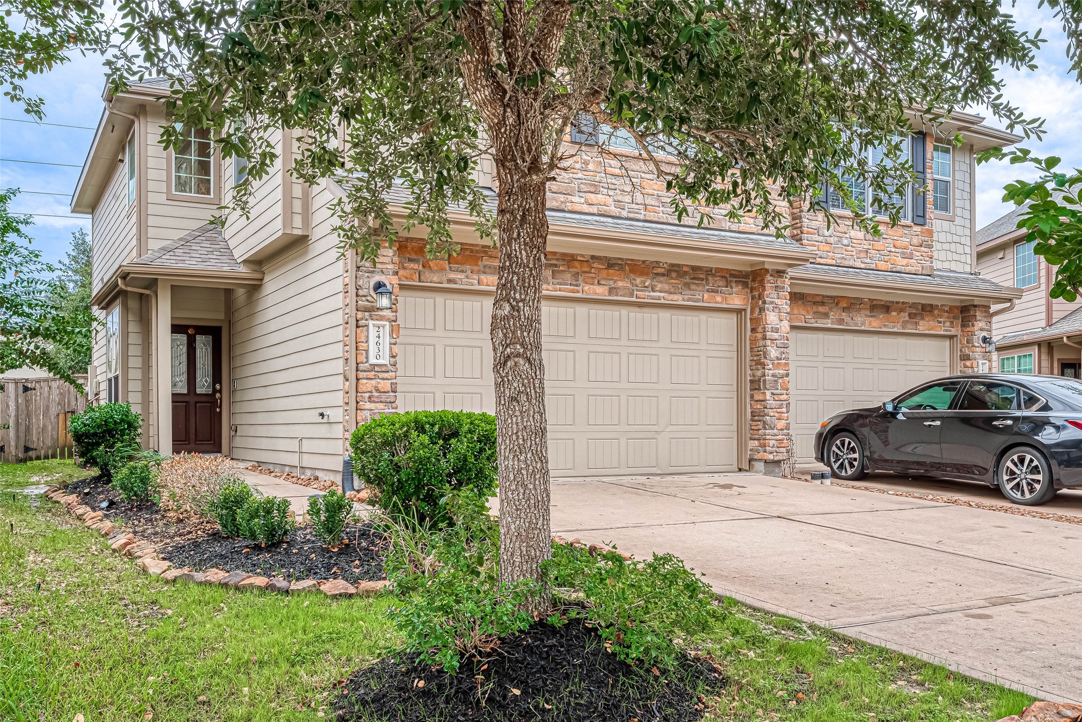 24630 Folkstone Circle Property Photo 1