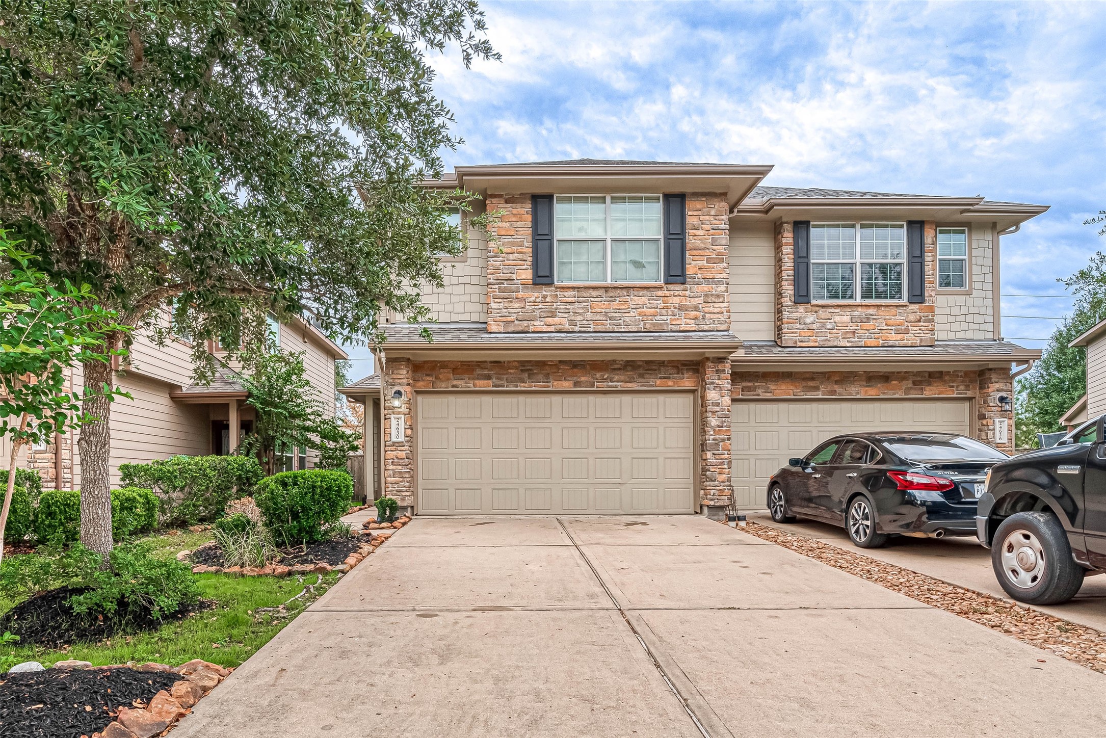 24630 Folkstone Circle Property Photo 2